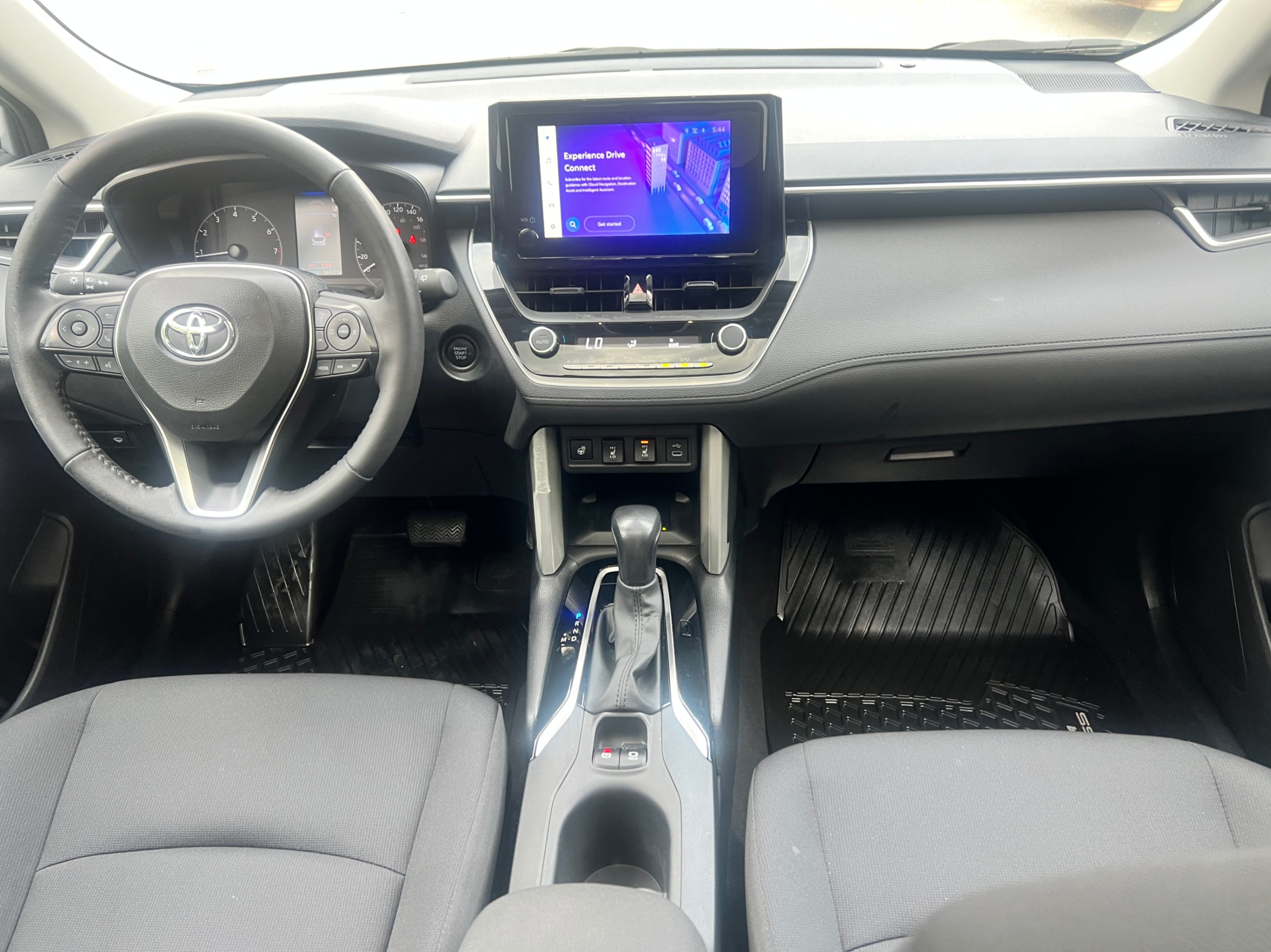 /crownautomobile/2024-Toyota-CorollaCross-4255798787176506.jpg