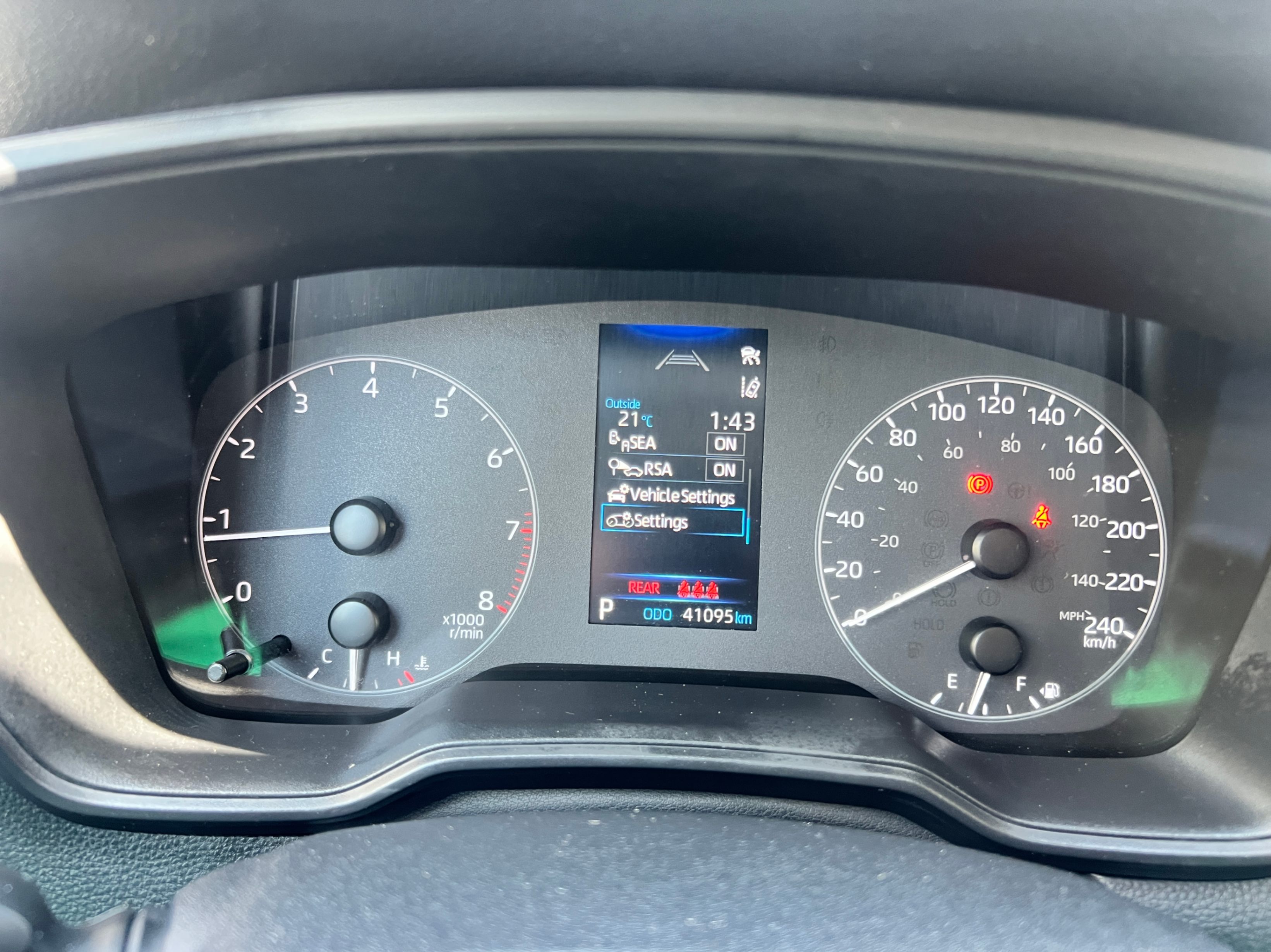 /crownautomobile/2024-Toyota-CorollaCross-7559564665026988.jpg