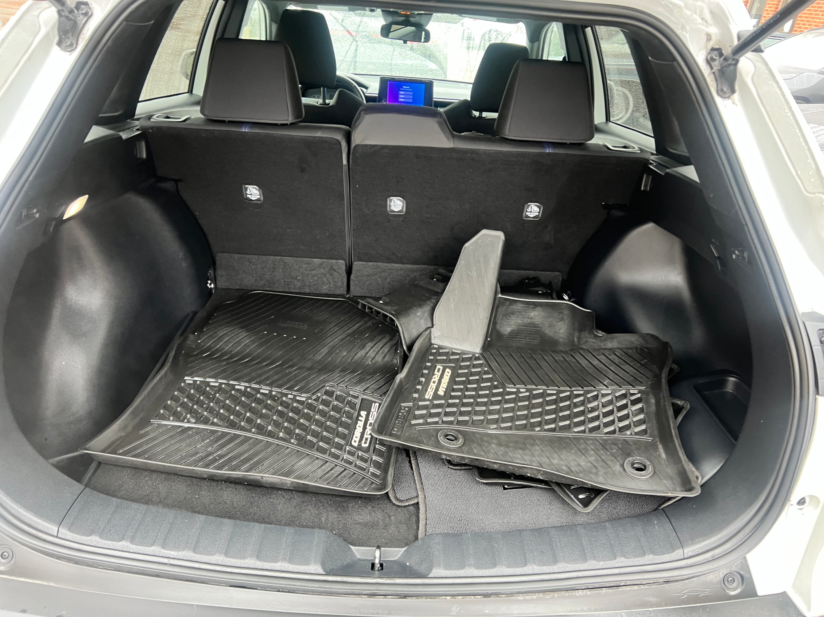 /crownautomobile/2024-Toyota-CorollaCross-7943185775884734.jpg