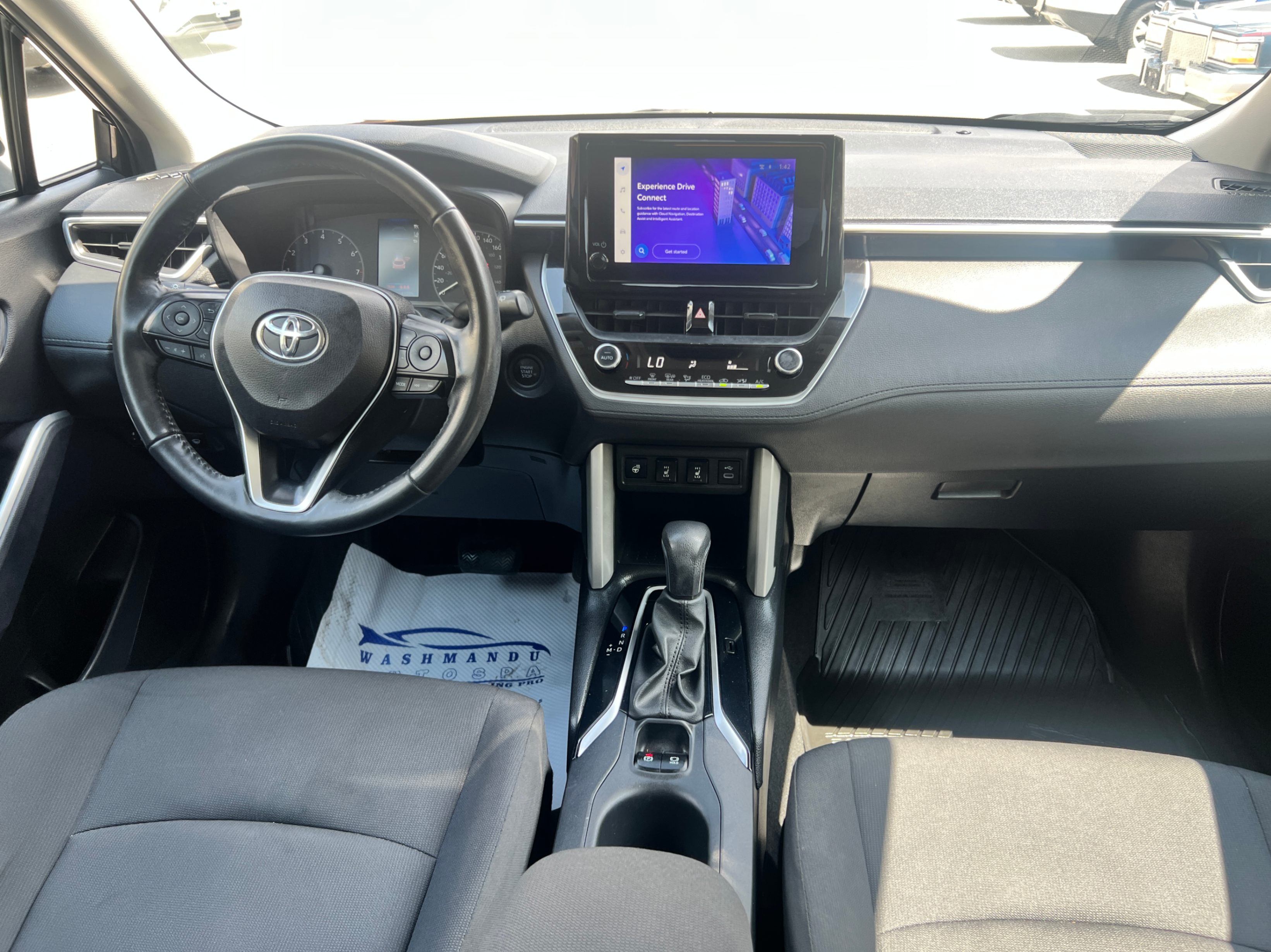 /crownautomobile/2024-Toyota-CorollaCross-9020260519652783.jpg