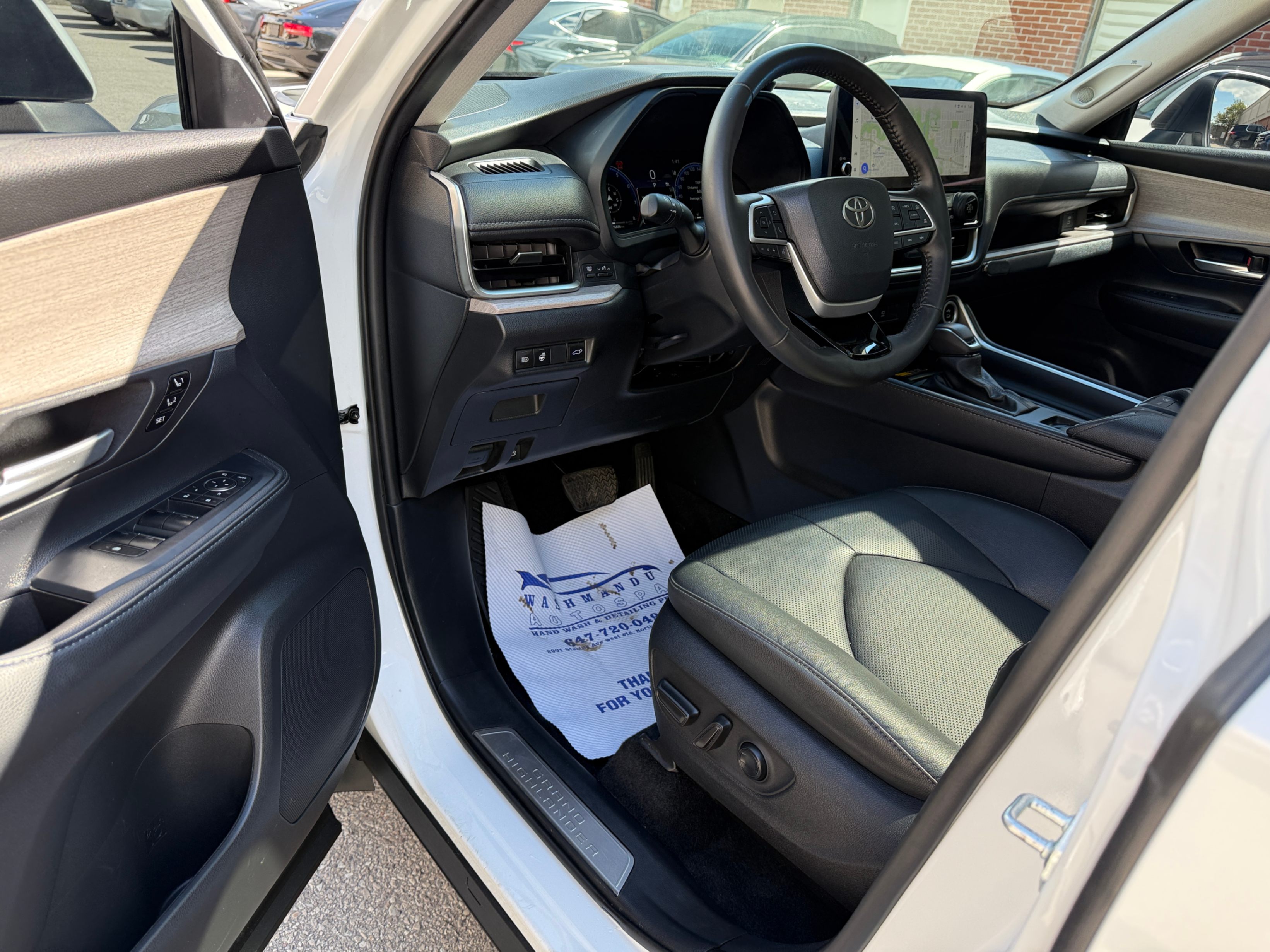 /crownautomobile/2024-Toyota-GrandHighlander-16567166822165924.jpg