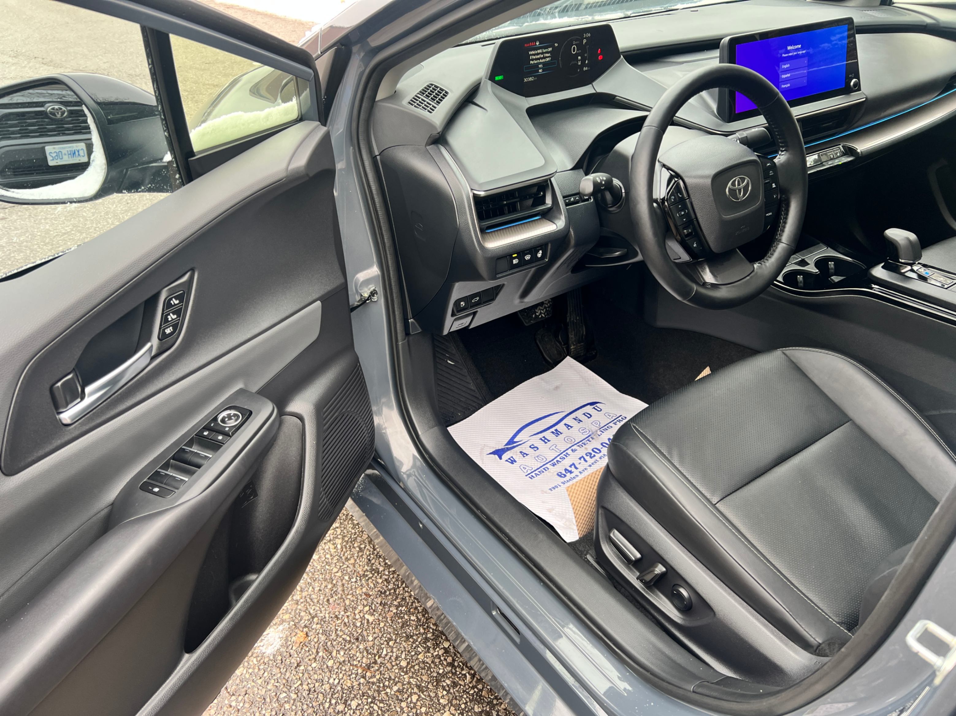 /crownautomobile/2024-Toyota-Prius-3539841506092696.jpg
