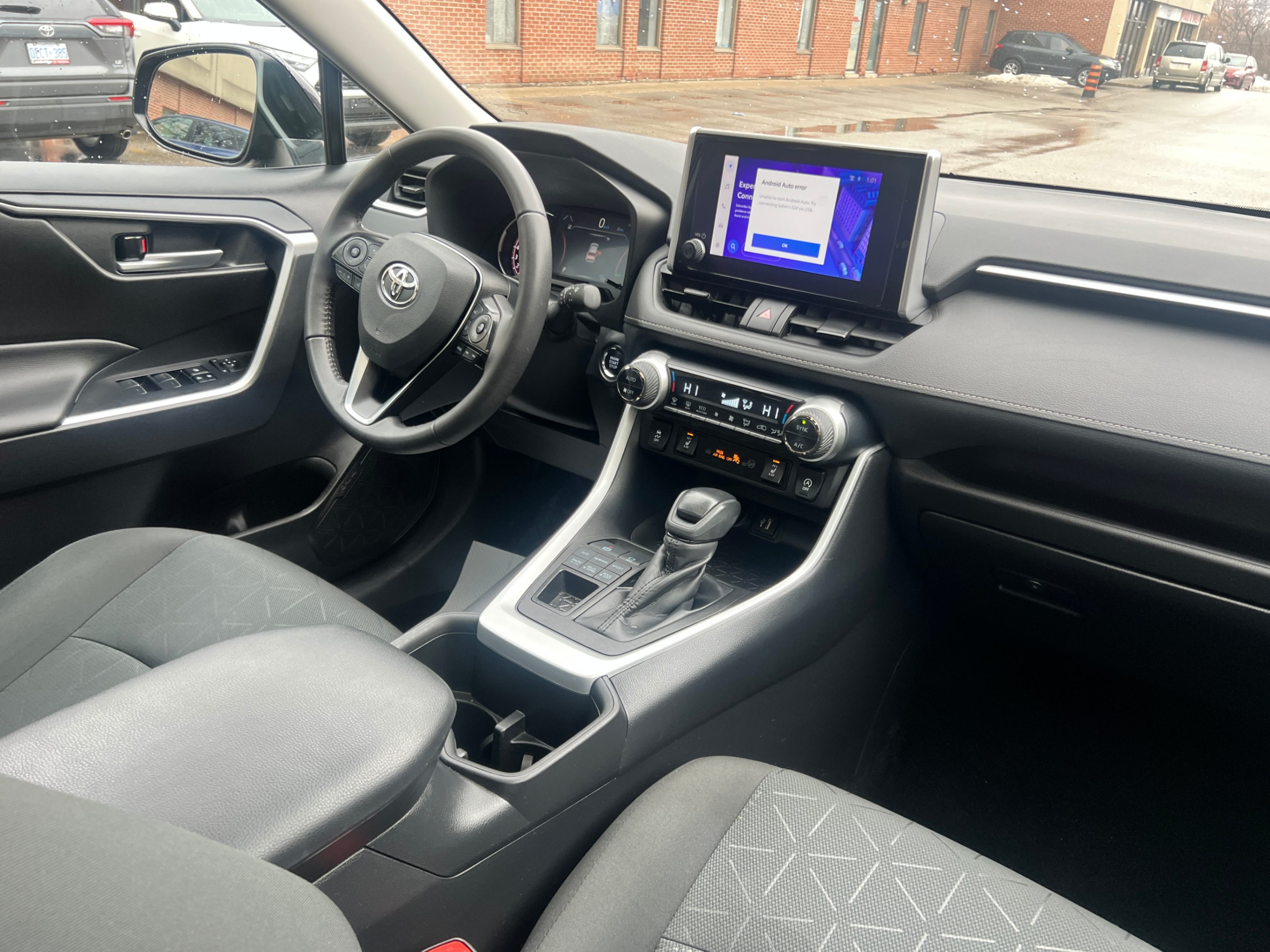 /crownautomobile/2024-Toyota-RAV4-058997027772522914.jpg