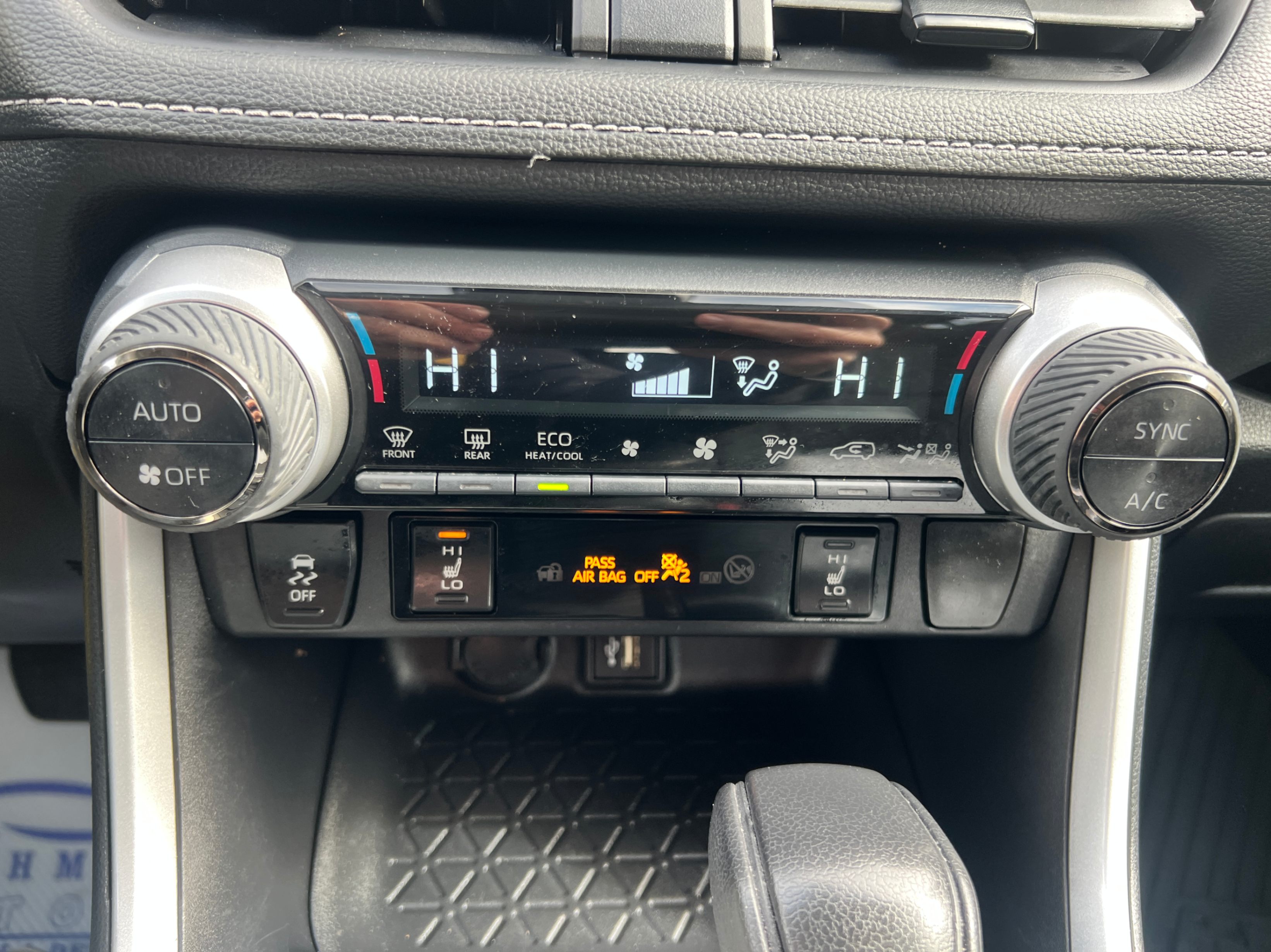 /crownautomobile/2024-Toyota-RAV4-14228694855288793.jpg