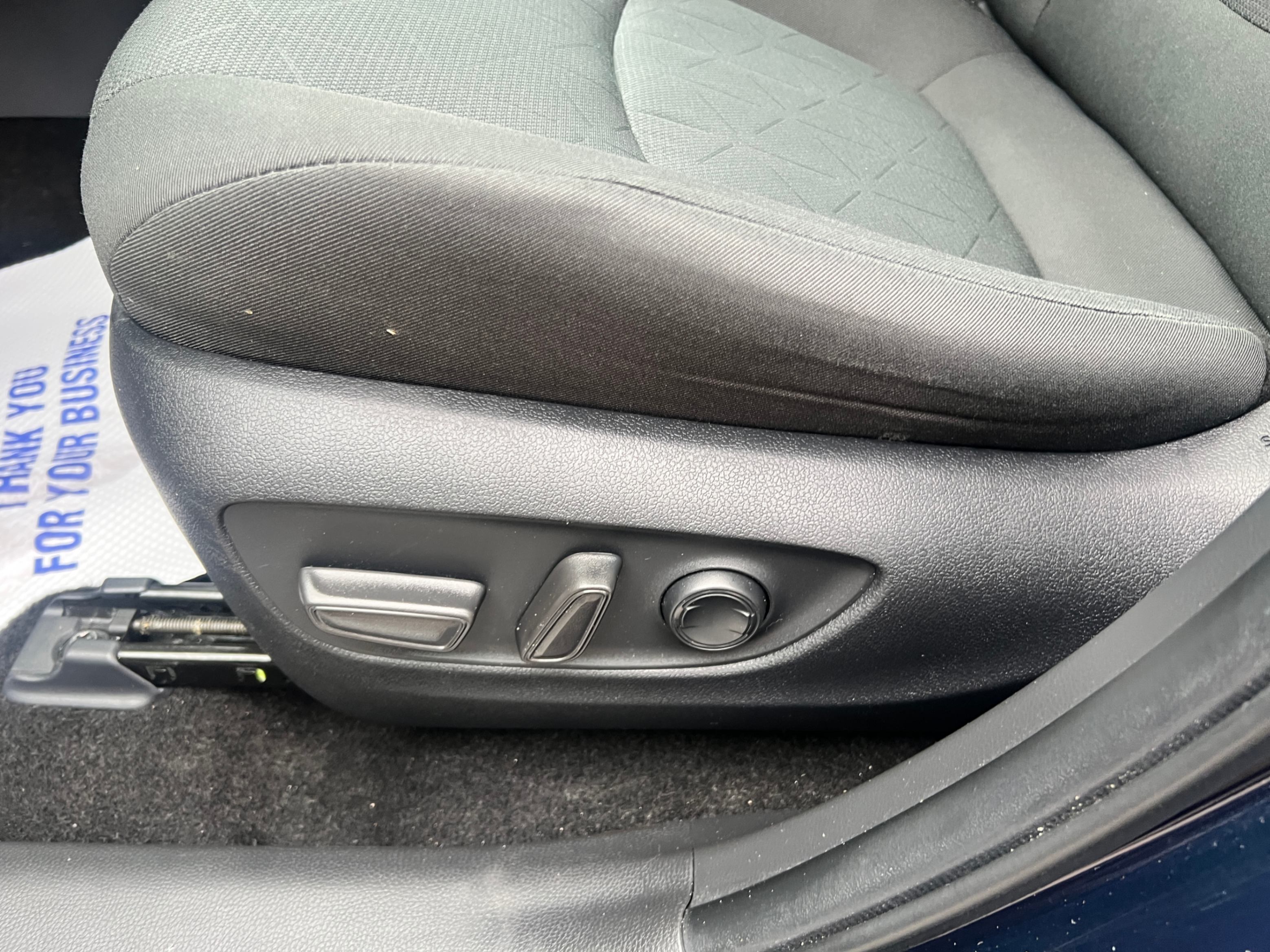 /crownautomobile/2024-Toyota-RAV4-14294283529178875.jpg