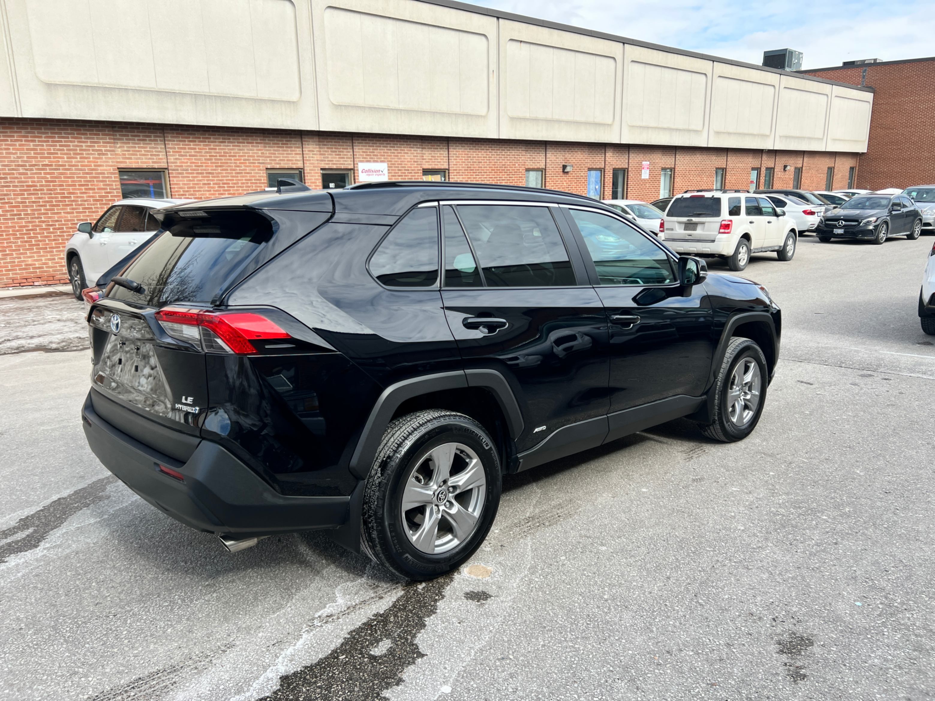 /crownautomobile/2024-Toyota-RAV4-15420457372577645.jpg