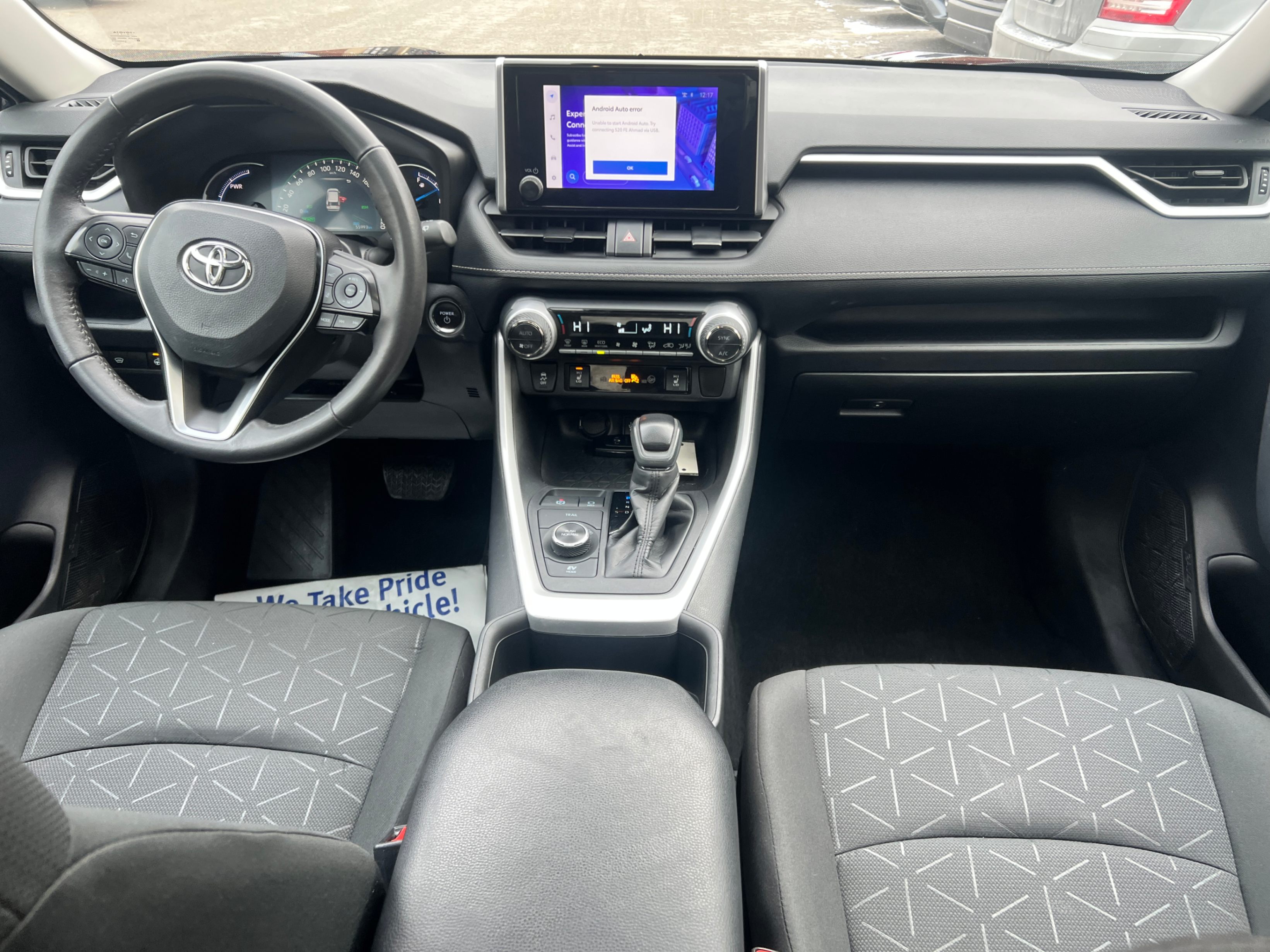 /crownautomobile/2024-Toyota-RAV4-1546394543096612.jpg