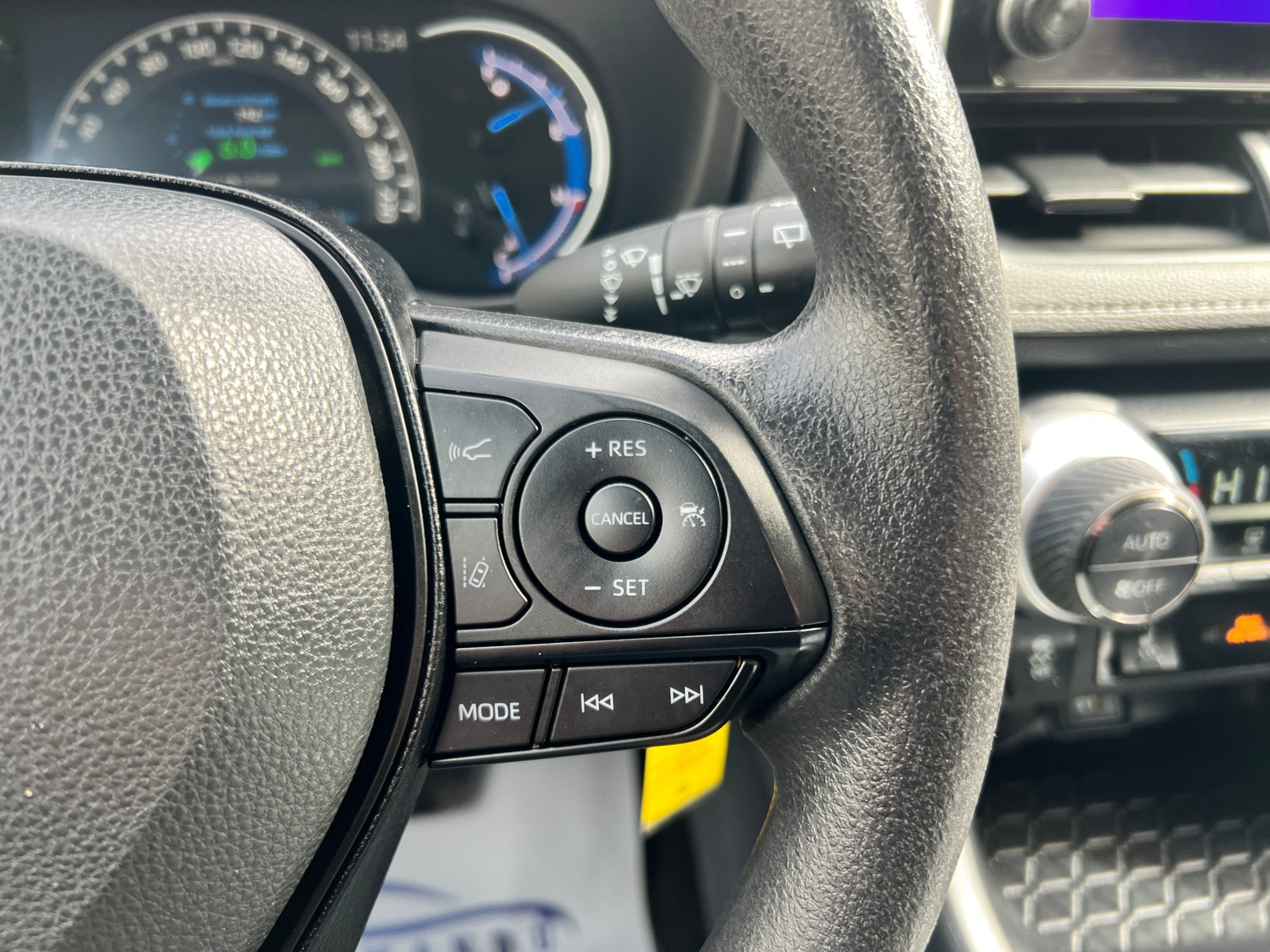 /crownautomobile/2024-Toyota-RAV4-239175891589001.jpg