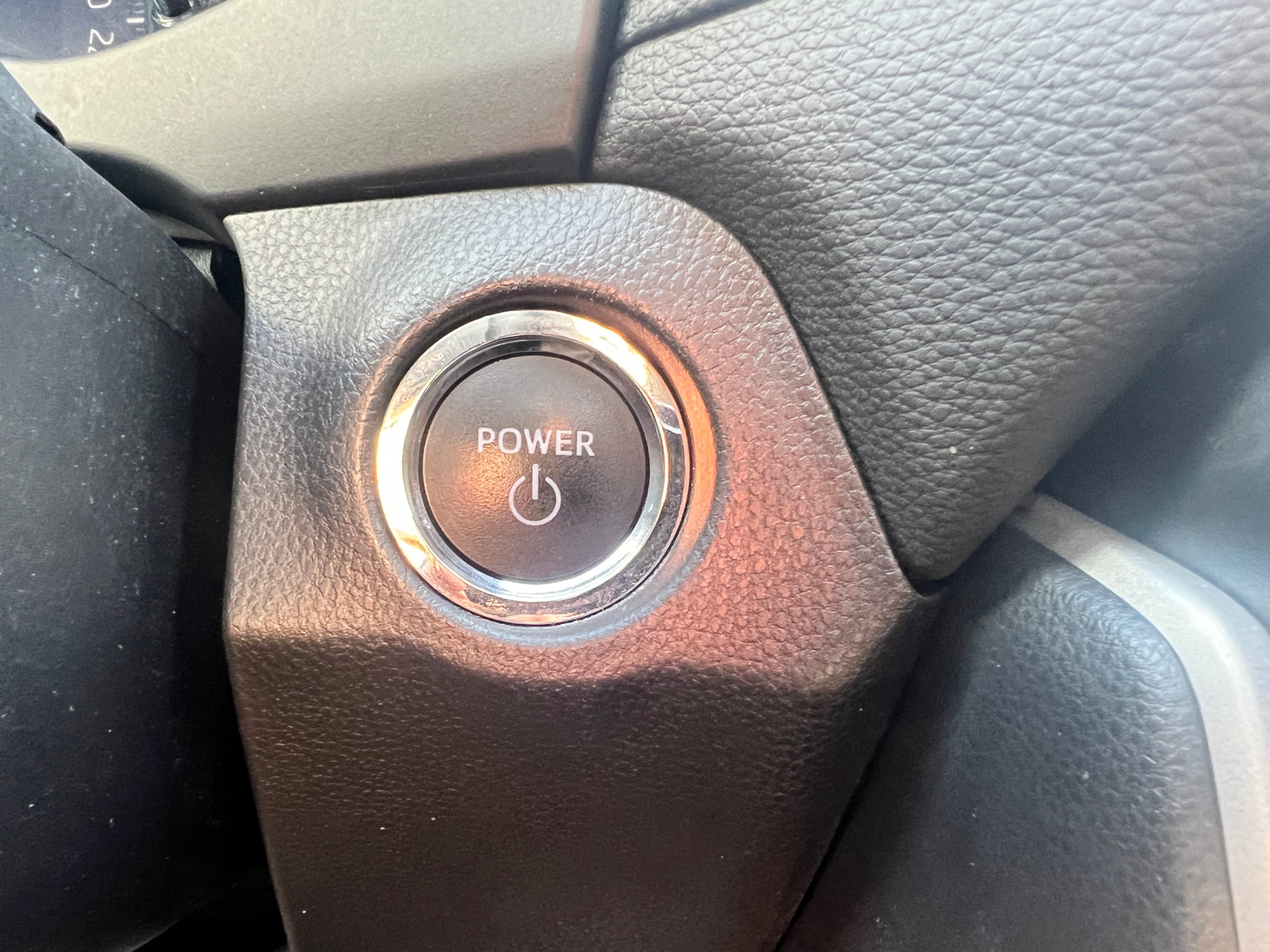 /crownautomobile/2024-Toyota-RAV4-35196894587181293.jpg