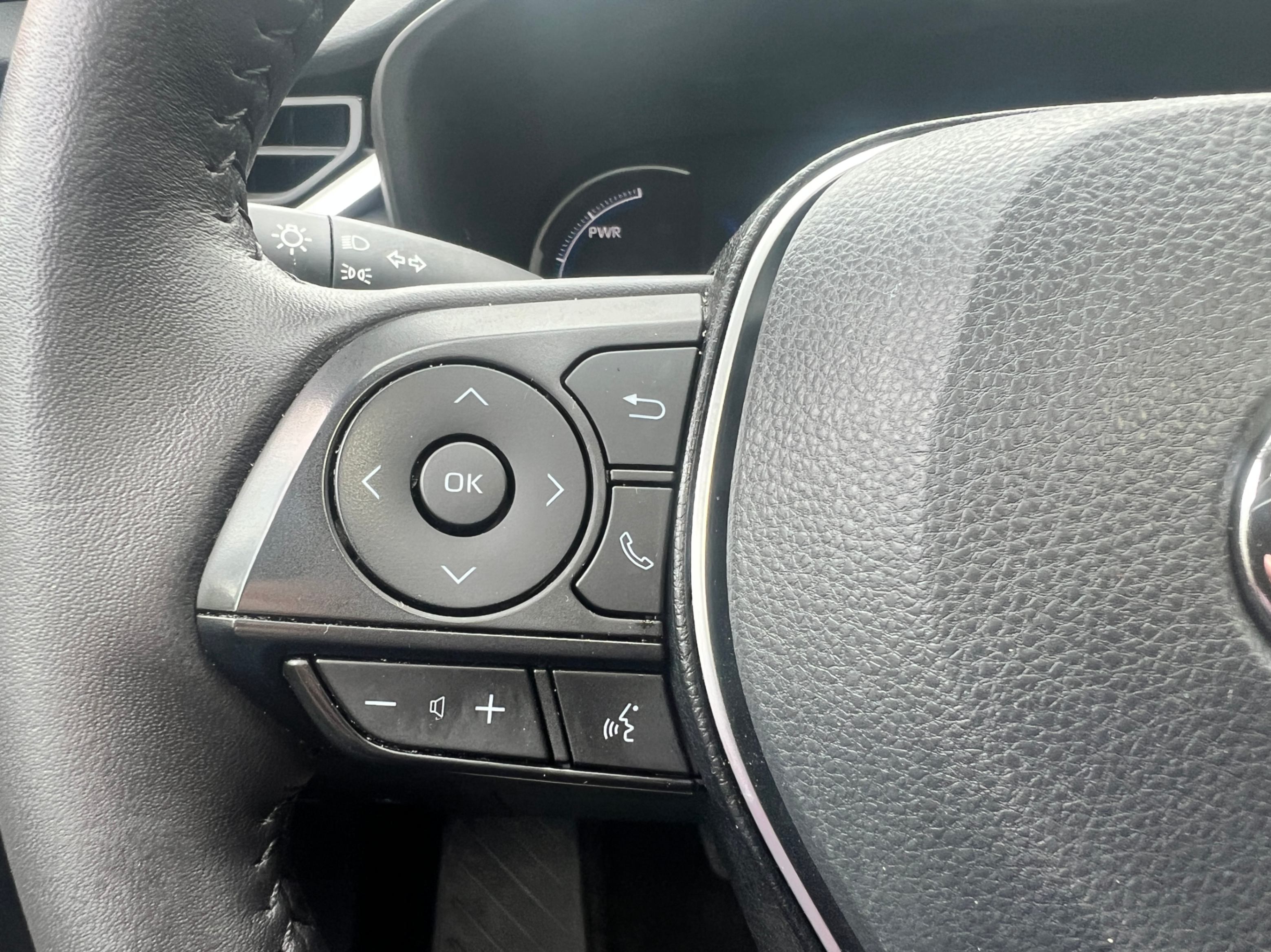 /crownautomobile/2024-Toyota-RAV4-46578668483195296.jpg