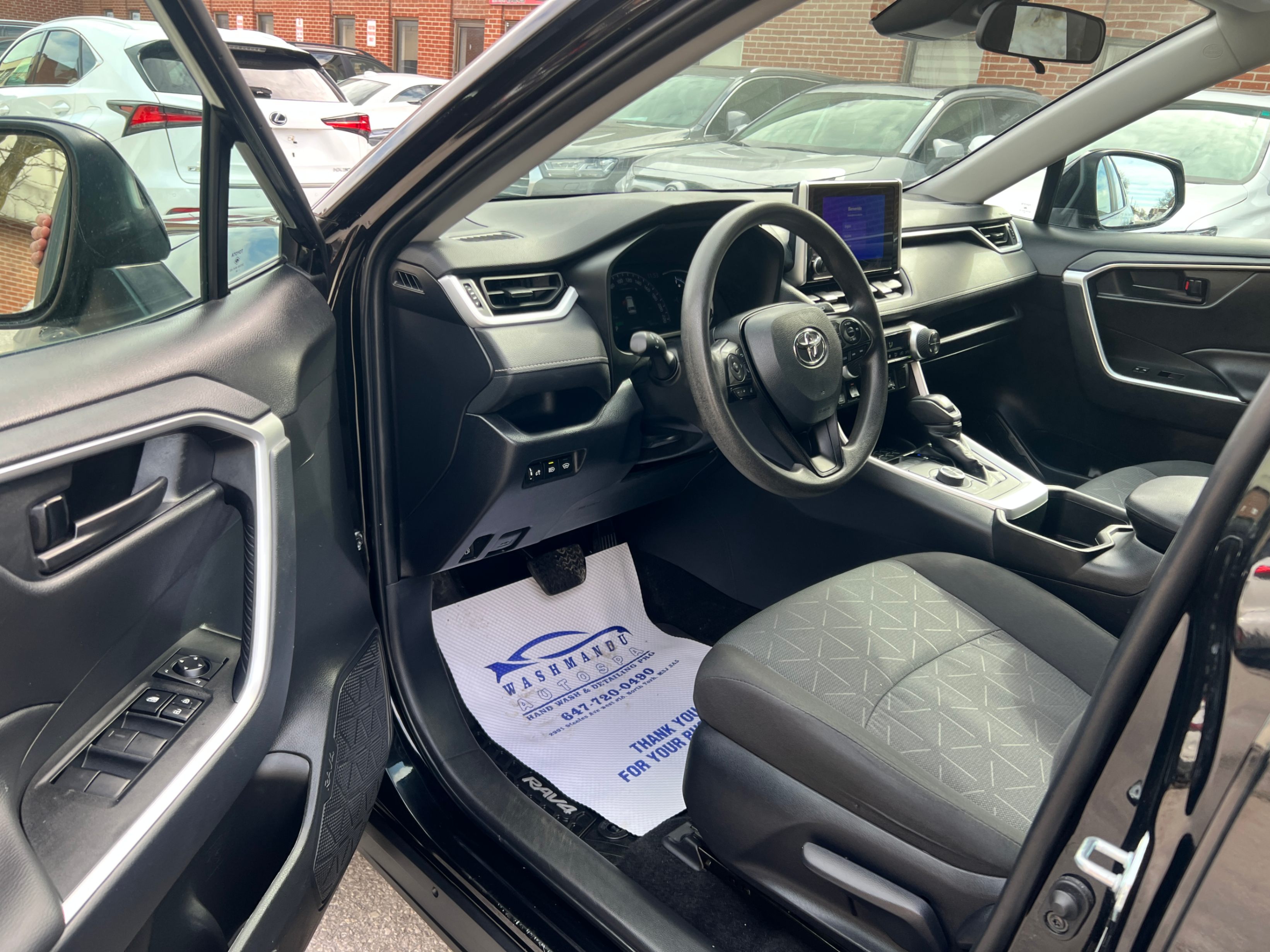 /crownautomobile/2024-Toyota-RAV4-4711573489237333.jpg
