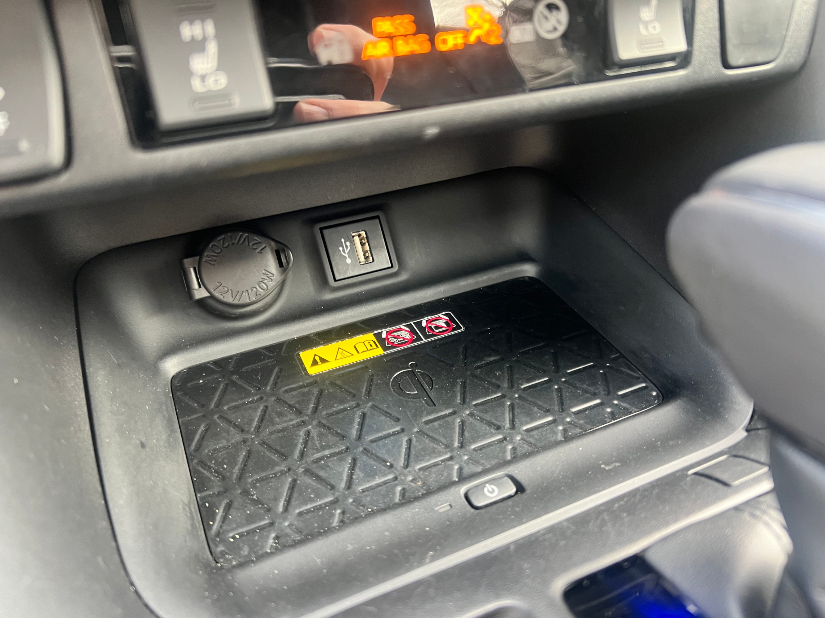 /crownautomobile/2024-Toyota-RAV4-47675236366565144.jpg