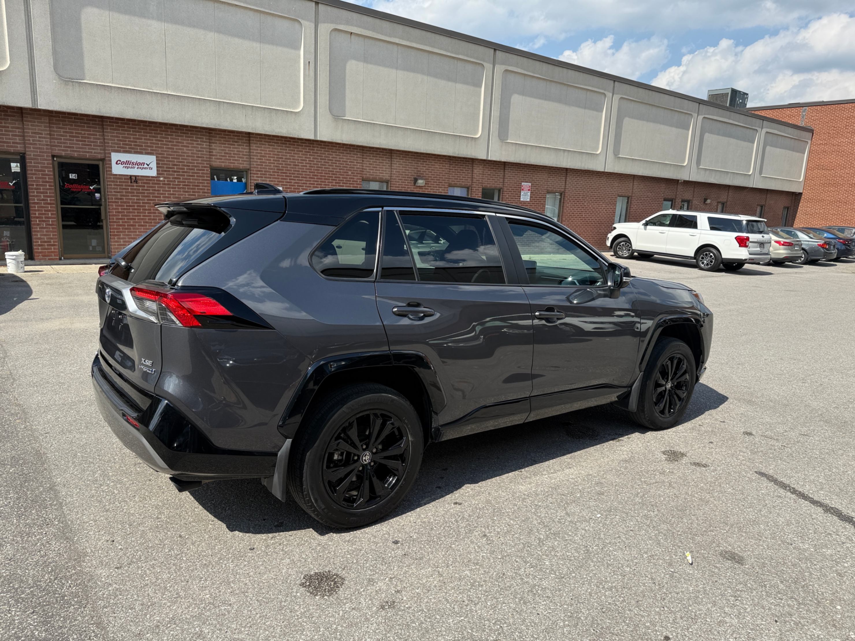 /crownautomobile/2024-Toyota-RAV4-5553414827383891.jpg