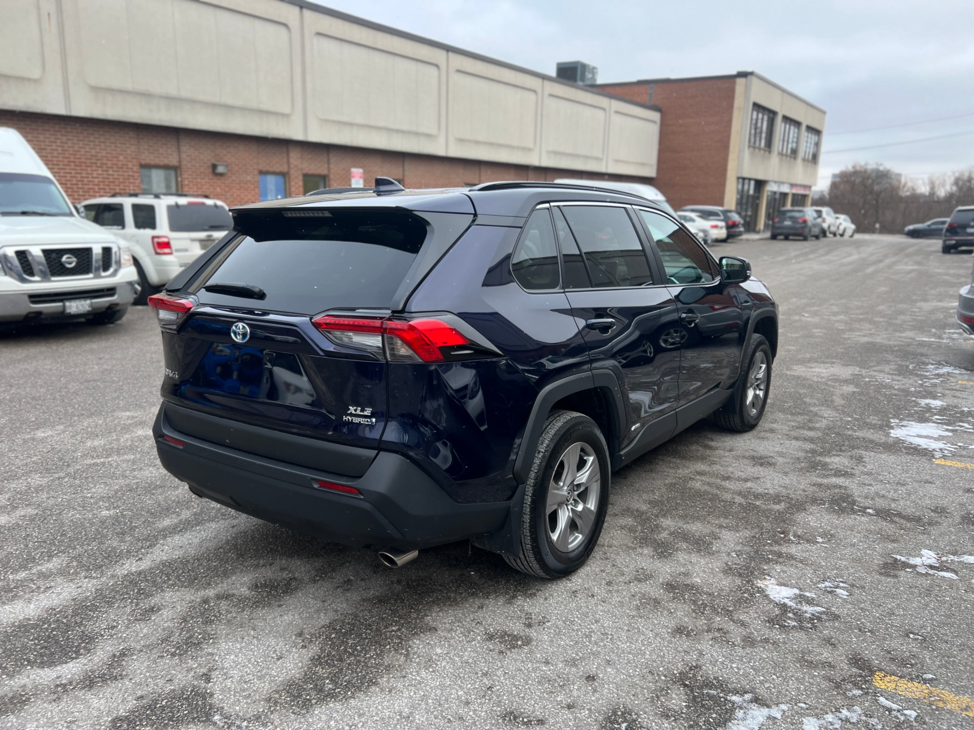 /crownautomobile/2024-Toyota-RAV4-6285848761819561.jpg
