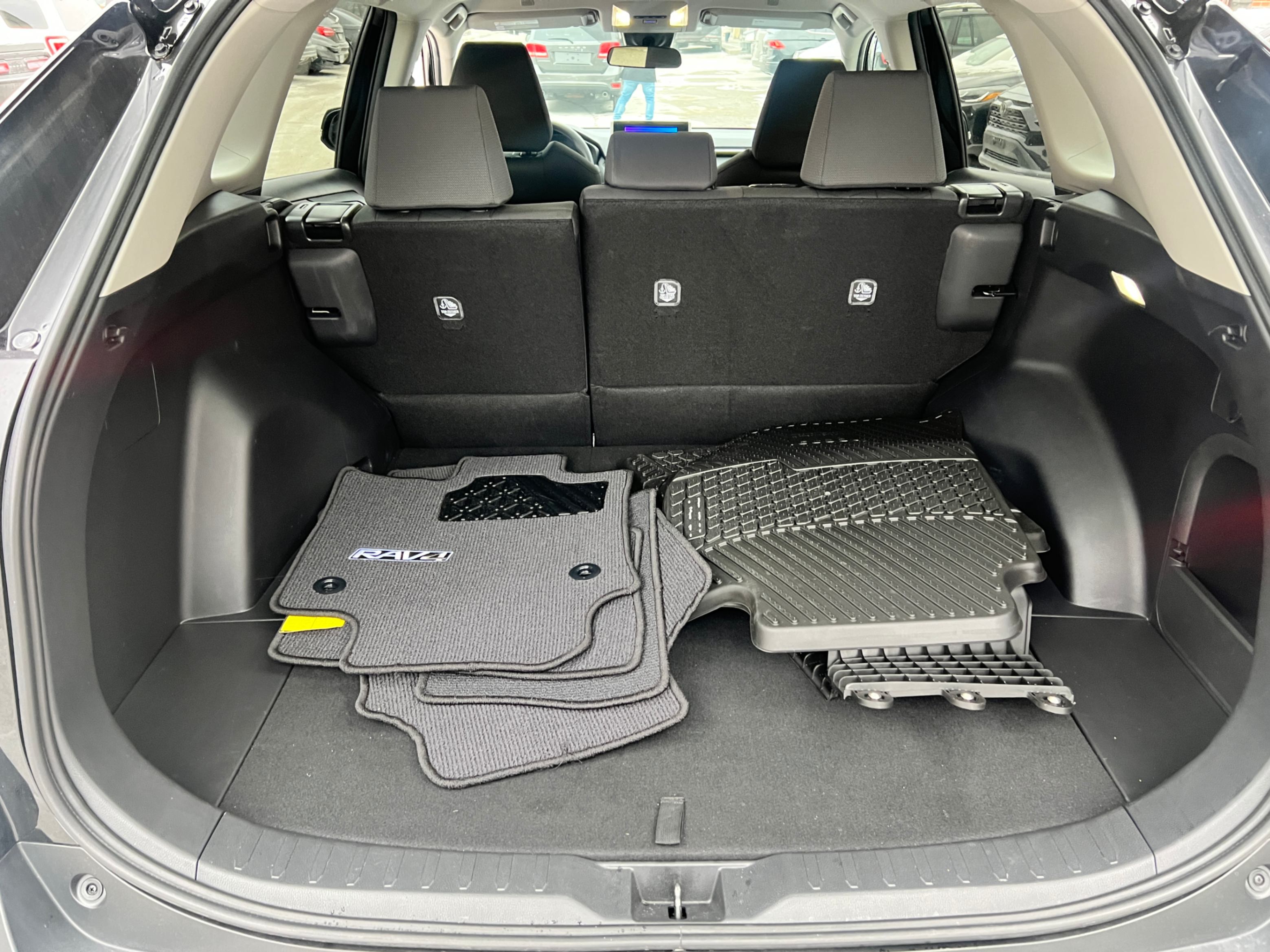 /crownautomobile/2024-Toyota-RAV4-6287926245172126.jpg