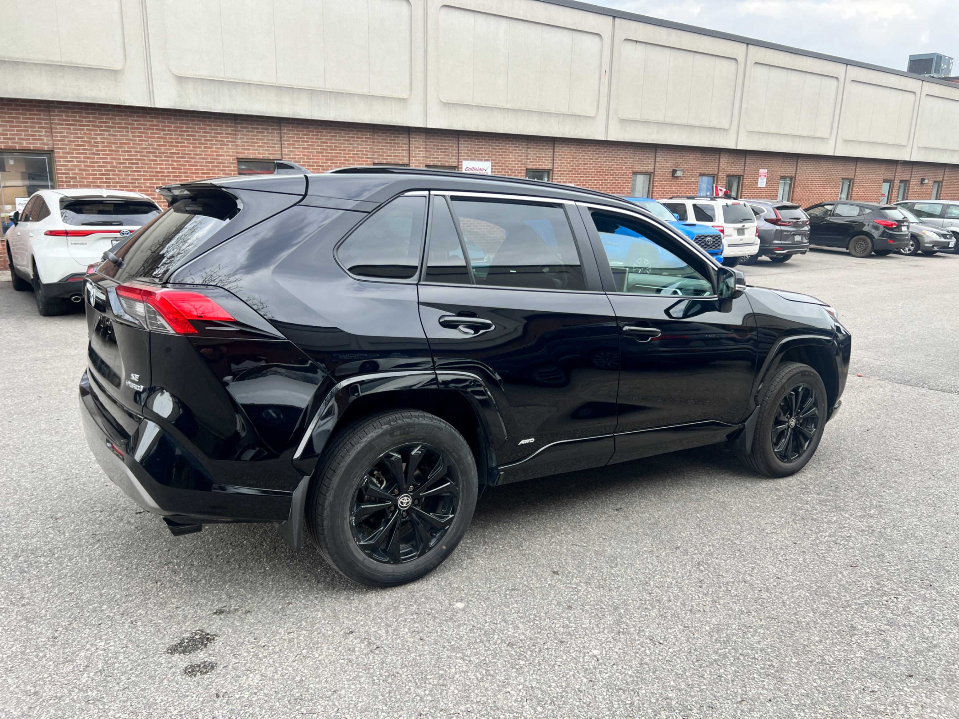/crownautomobile/2024-Toyota-RAV4-7159887933744102.jpg