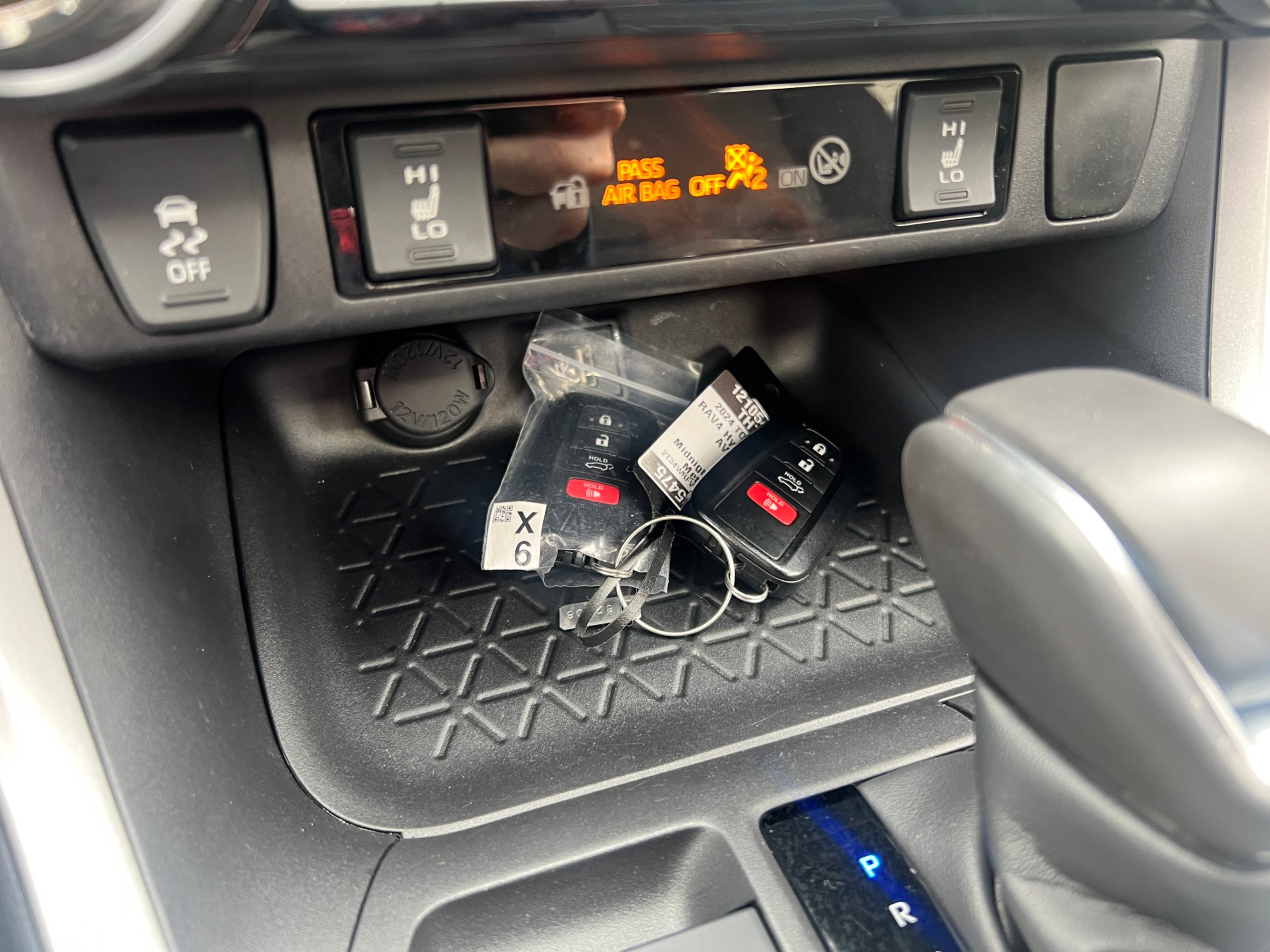 /crownautomobile/2024-Toyota-RAV4-8229796674717775.jpg