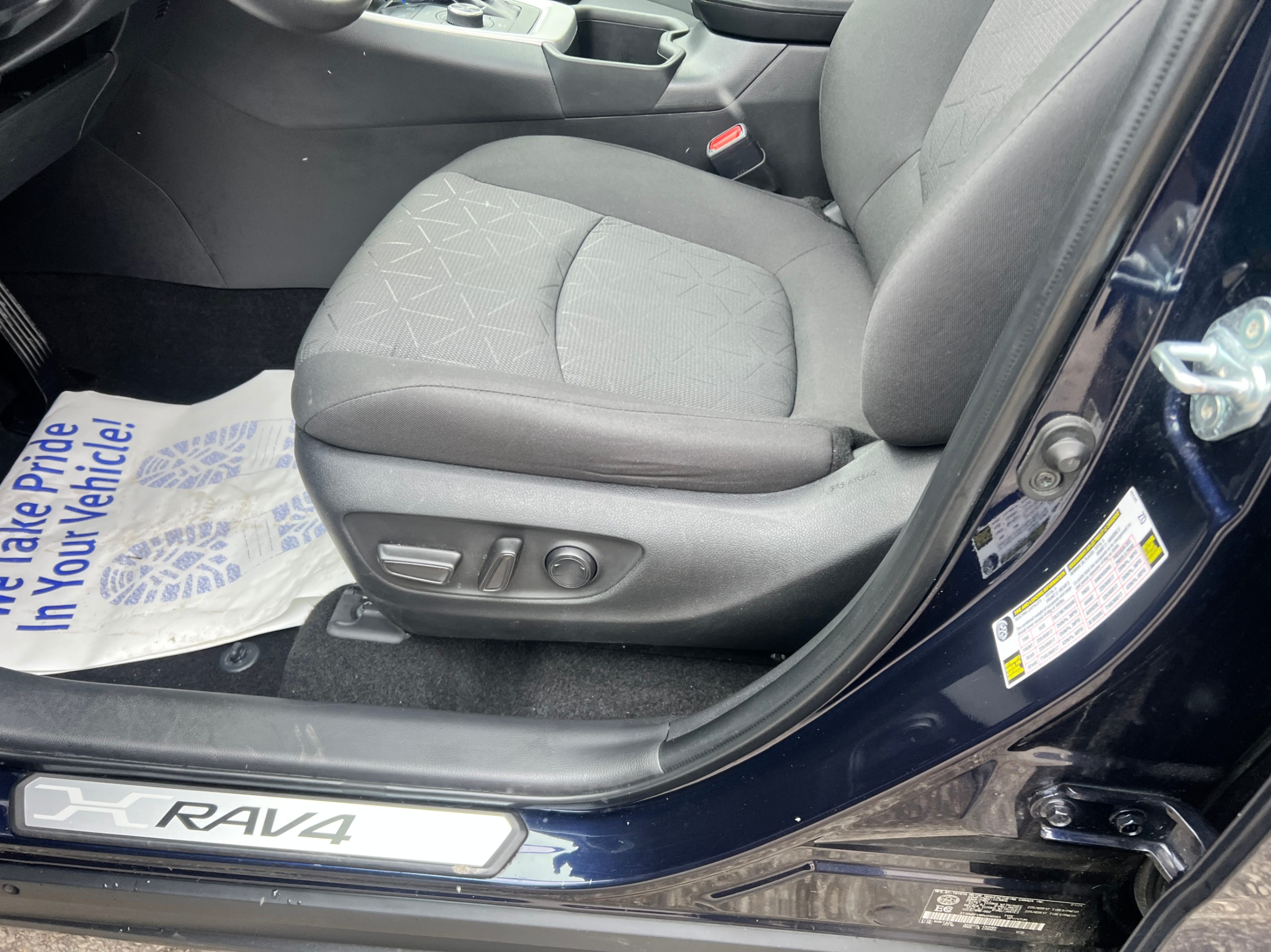 /crownautomobile/2024-Toyota-RAV4-8894724749691361.jpg
