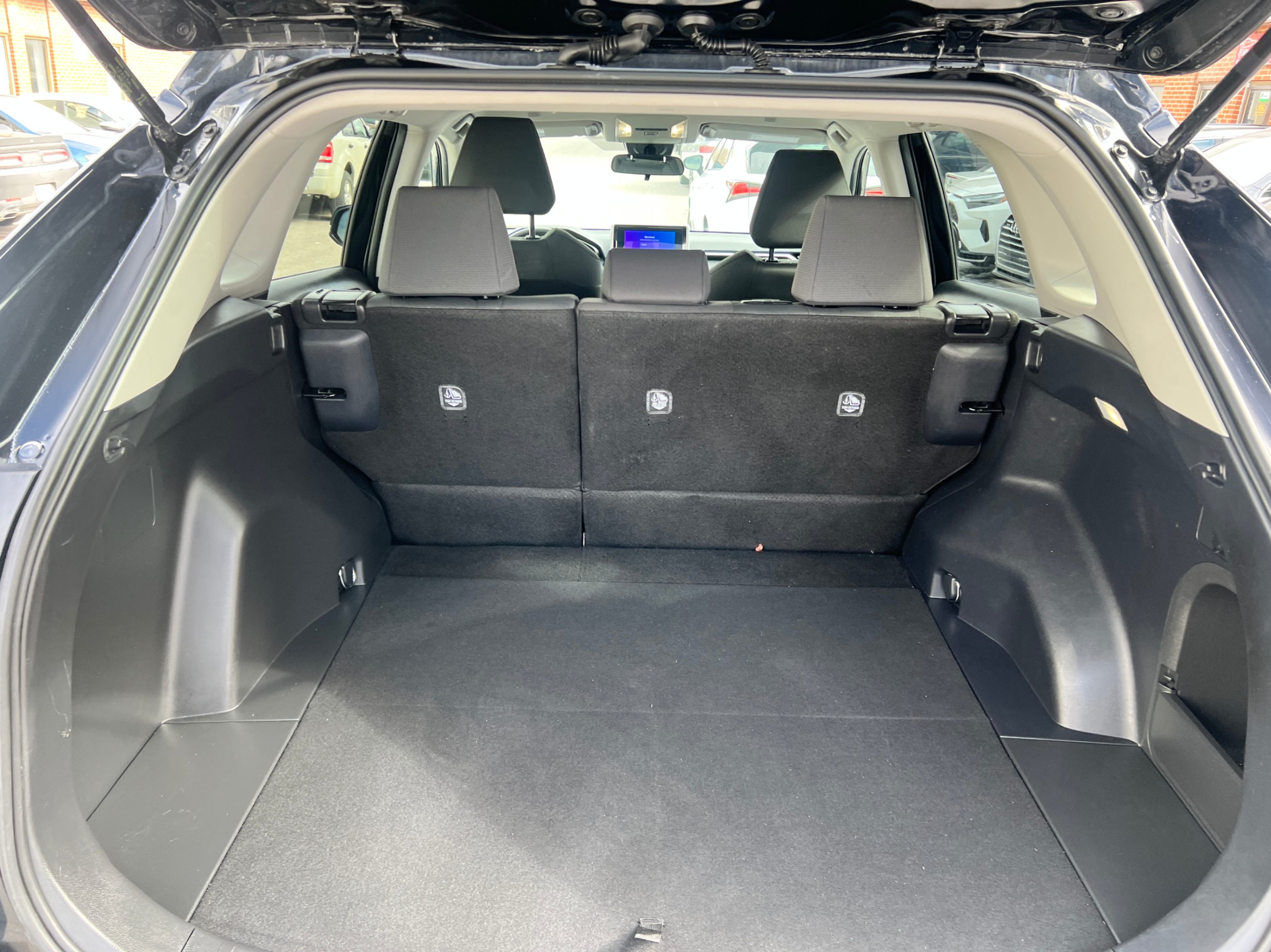 /crownautomobile/2024-Toyota-RAV4-9406055995242424.jpg
