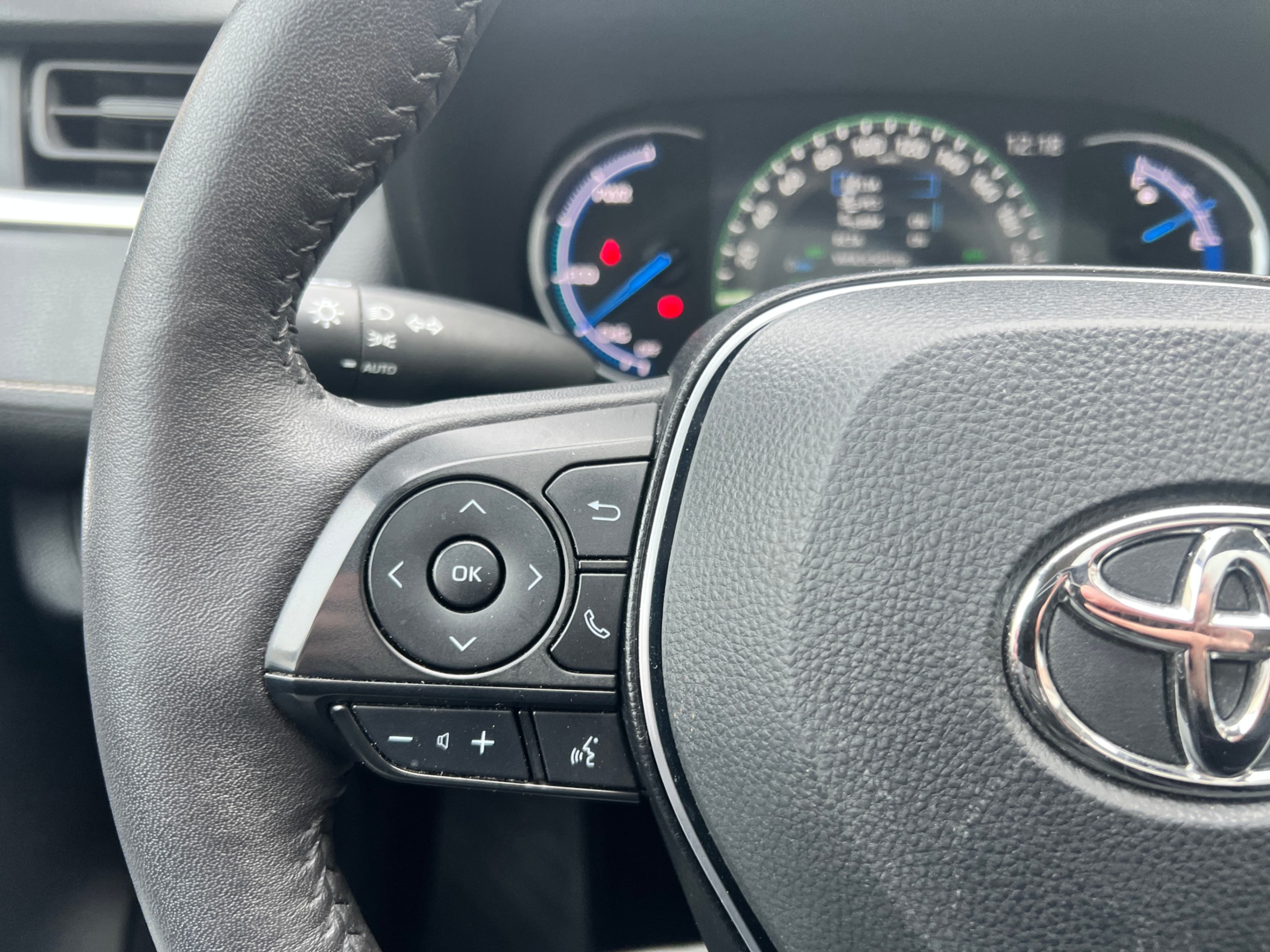 /crownautomobile/2024-Toyota-RAV4-9837852363693271.jpg