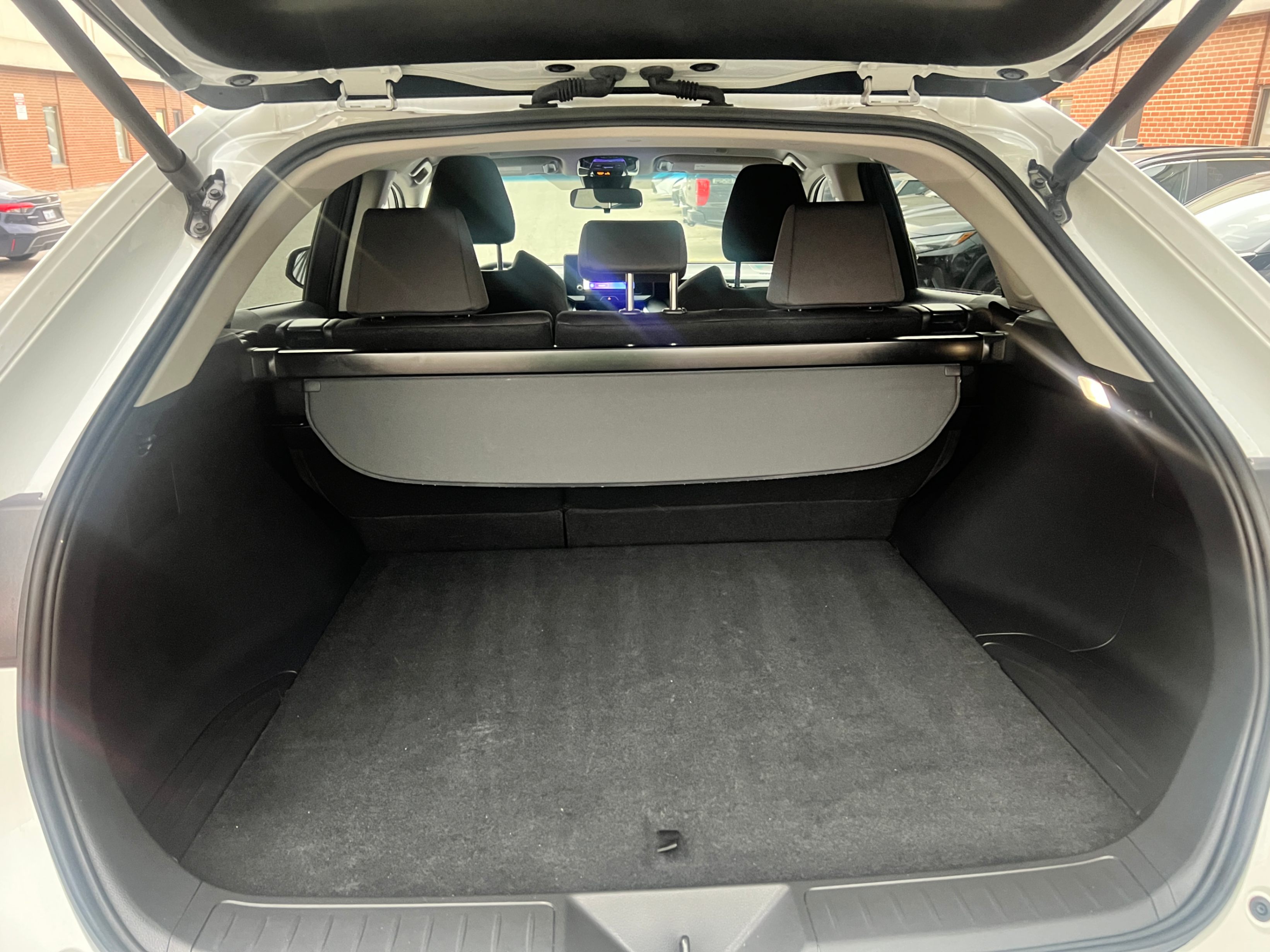 /crownautomobile/2024-Toyota-Venza-040435712835997784.jpg