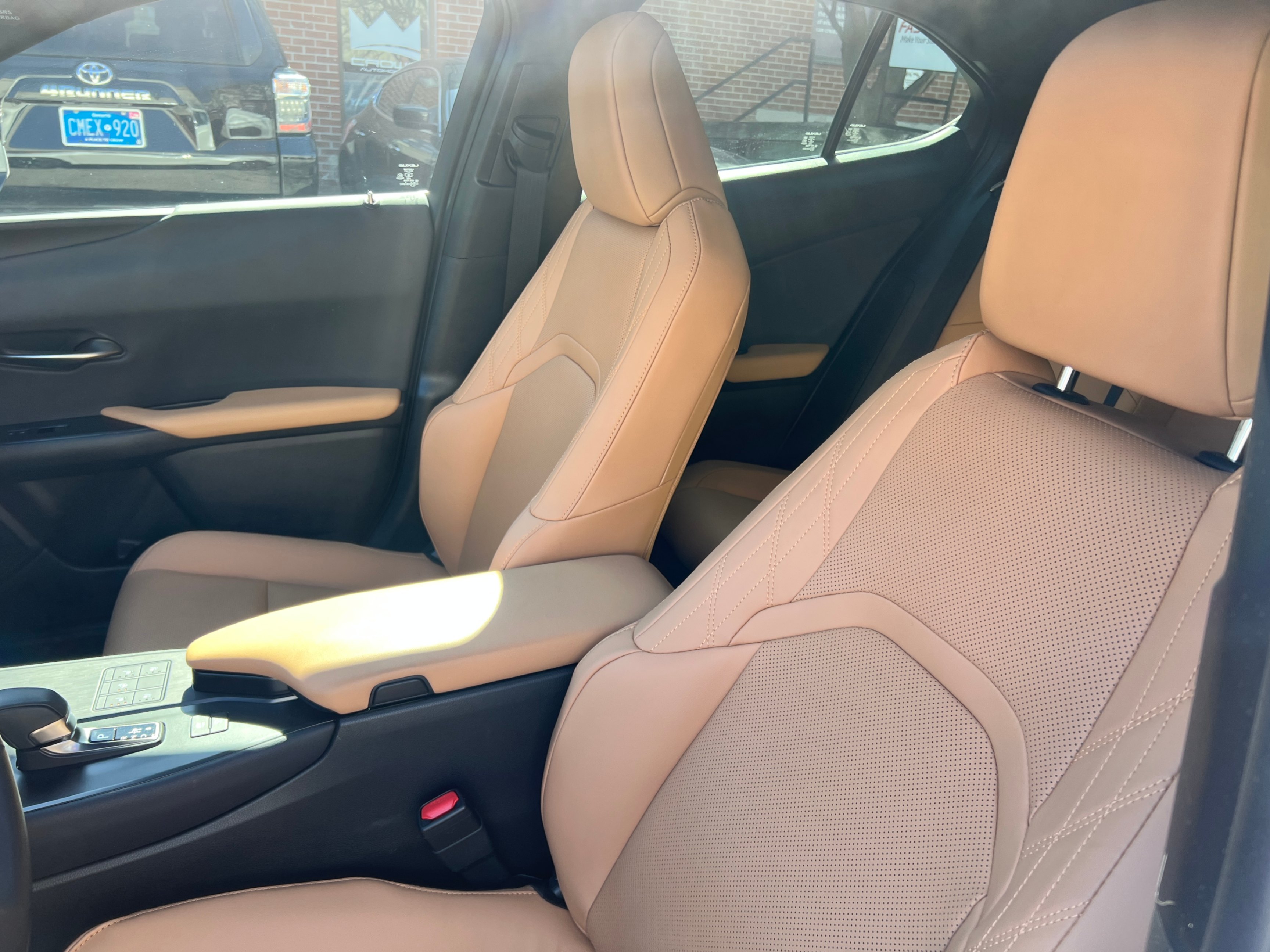 /crownautomobile/2025-Lexus-UX-37490308314826004.jpg