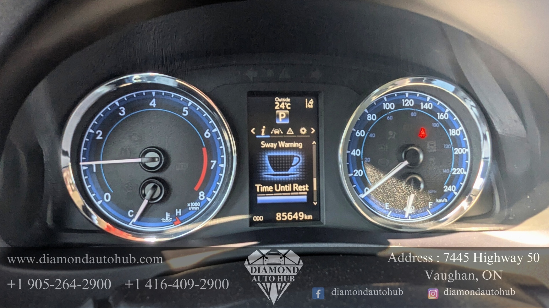 /diamondautohub/2018-Toyota-Corolla-16298619133595782.jpg