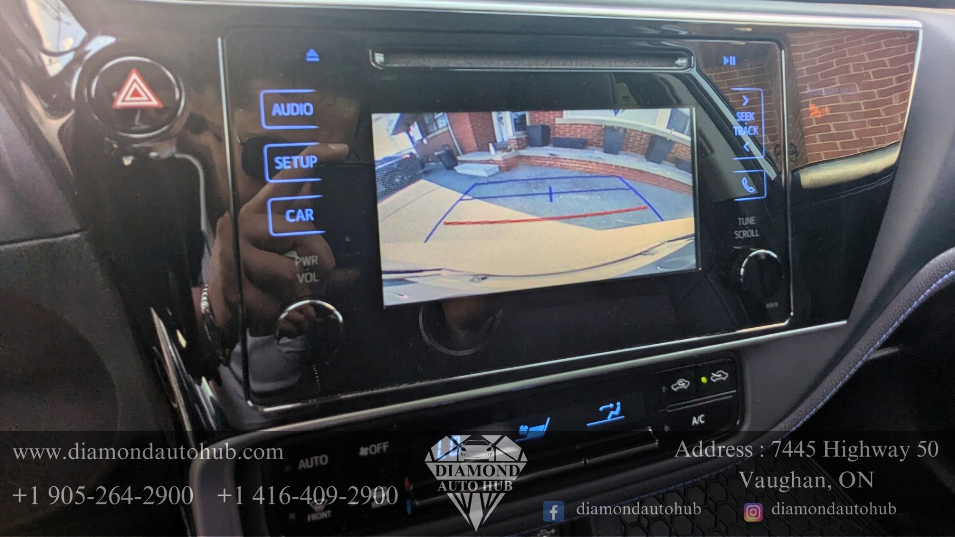 /diamondautohub/2018-Toyota-Corolla-3730723822309916.jpg
