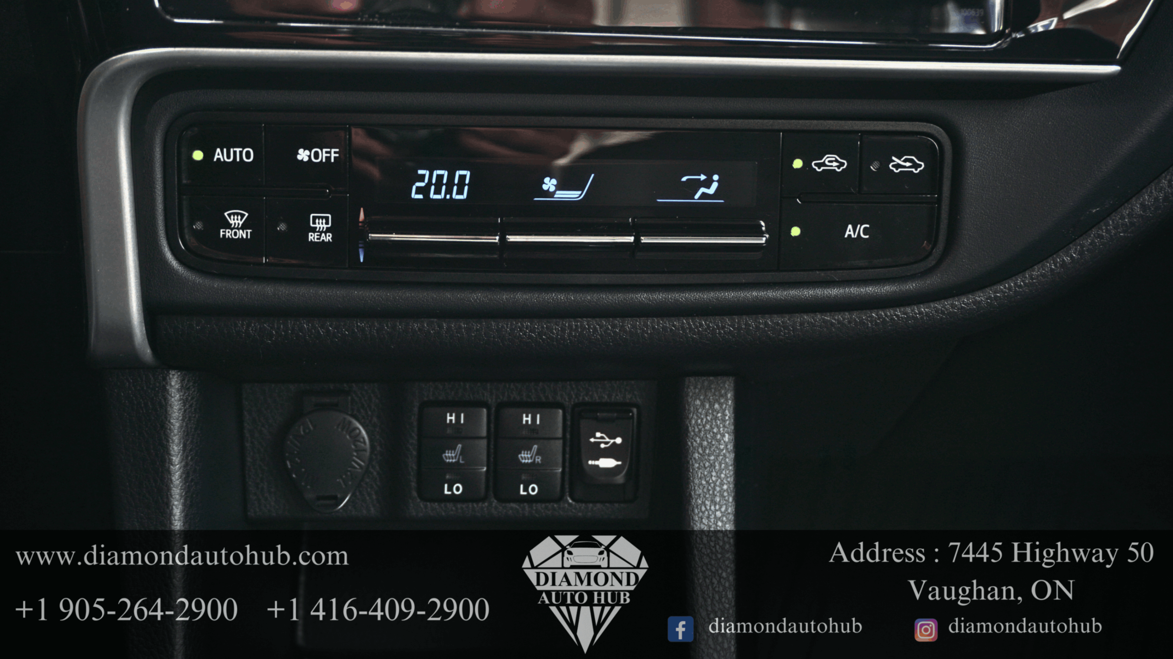 /diamondautohub/2019-Toyota-Corolla-15503616959707456.jpg