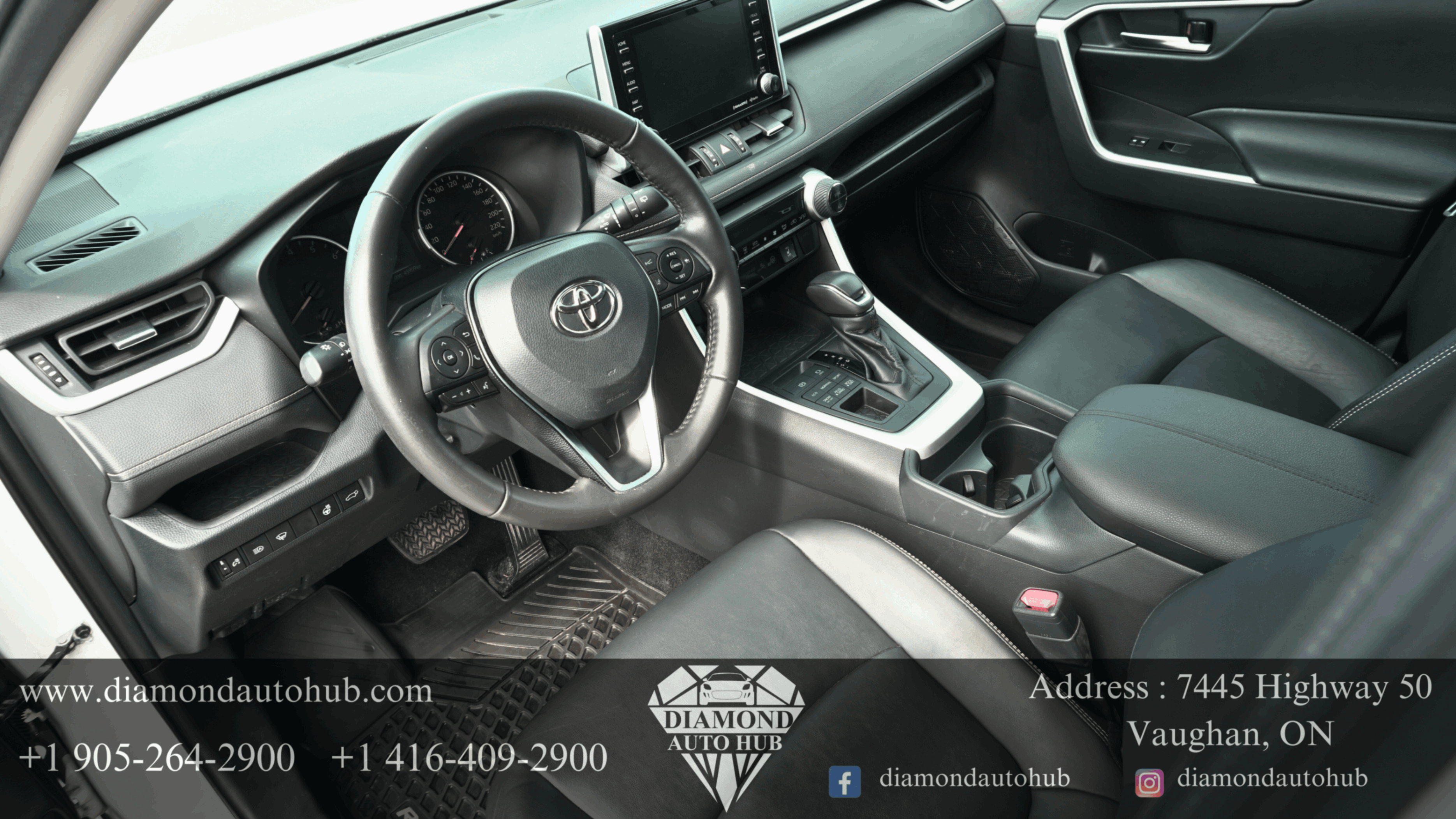 /diamondautohub/2020-Toyota-RAV4-30531237081556006.jpg