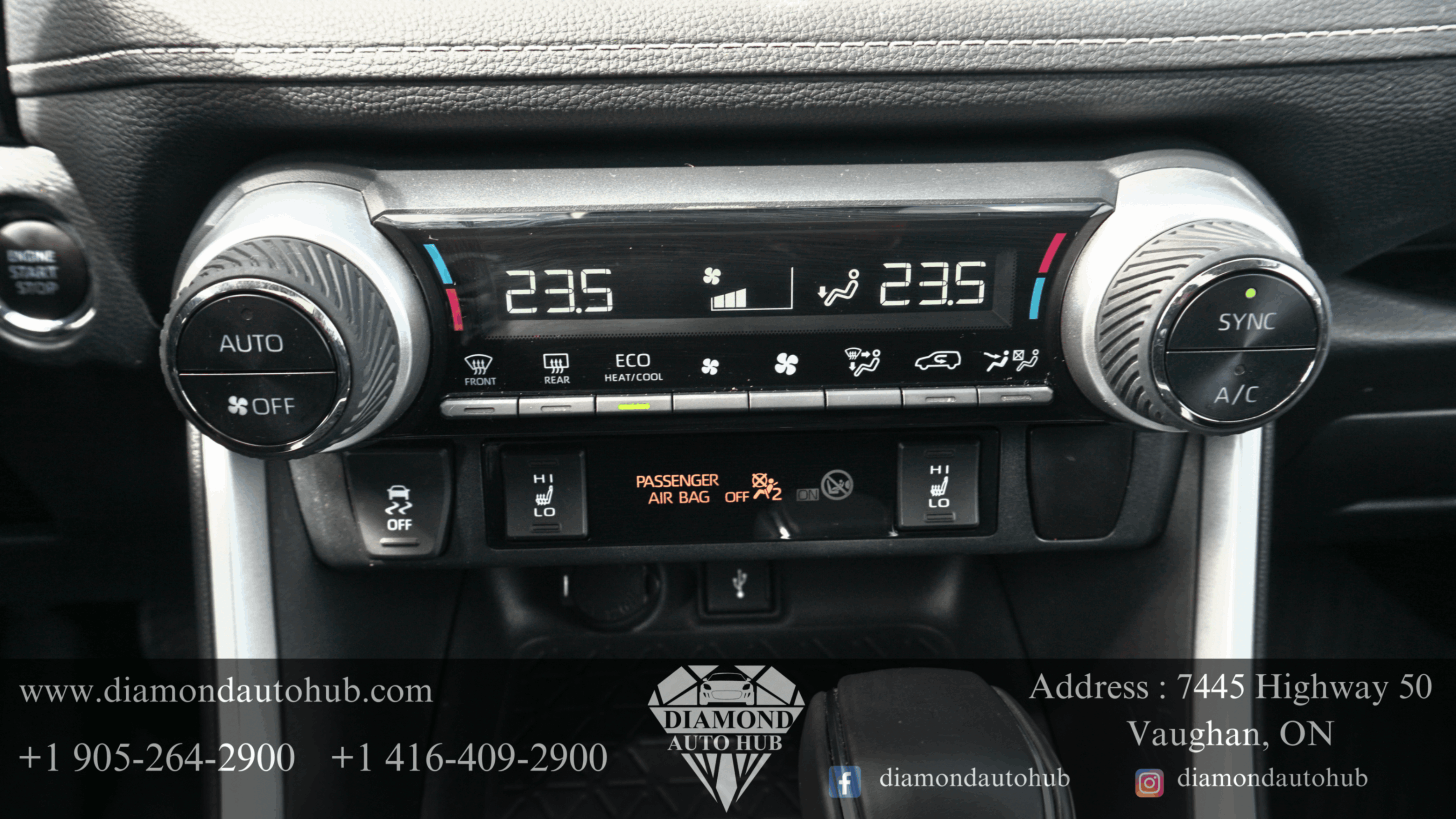 /diamondautohub/2020-Toyota-RAV4-8251652763923596.jpg