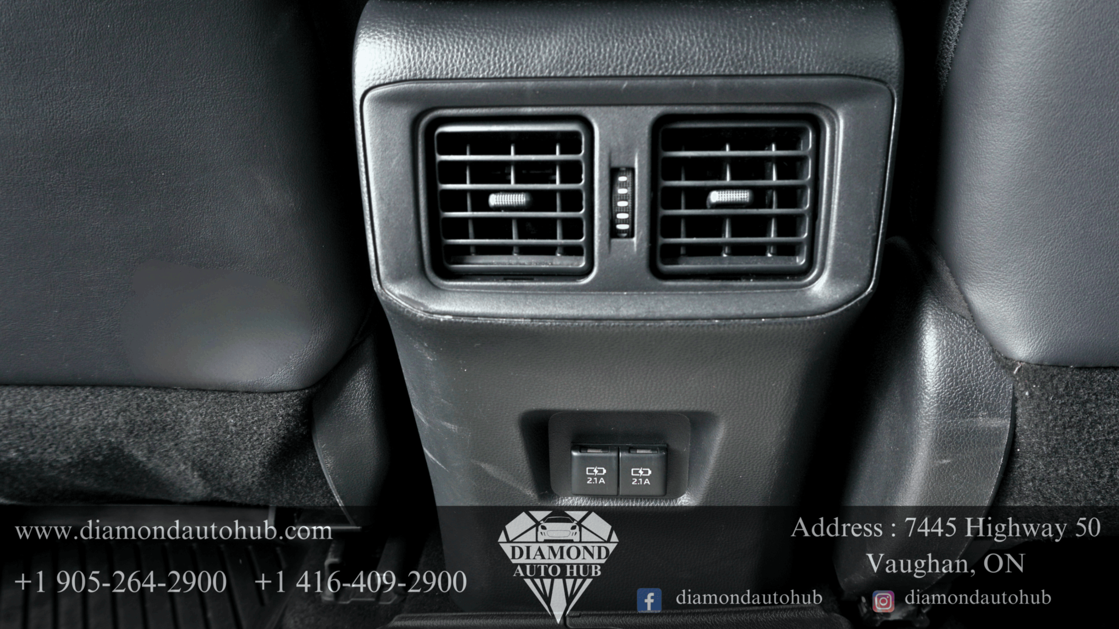 /diamondautohub/2020-Toyota-RAV4-9056808358916499.jpg