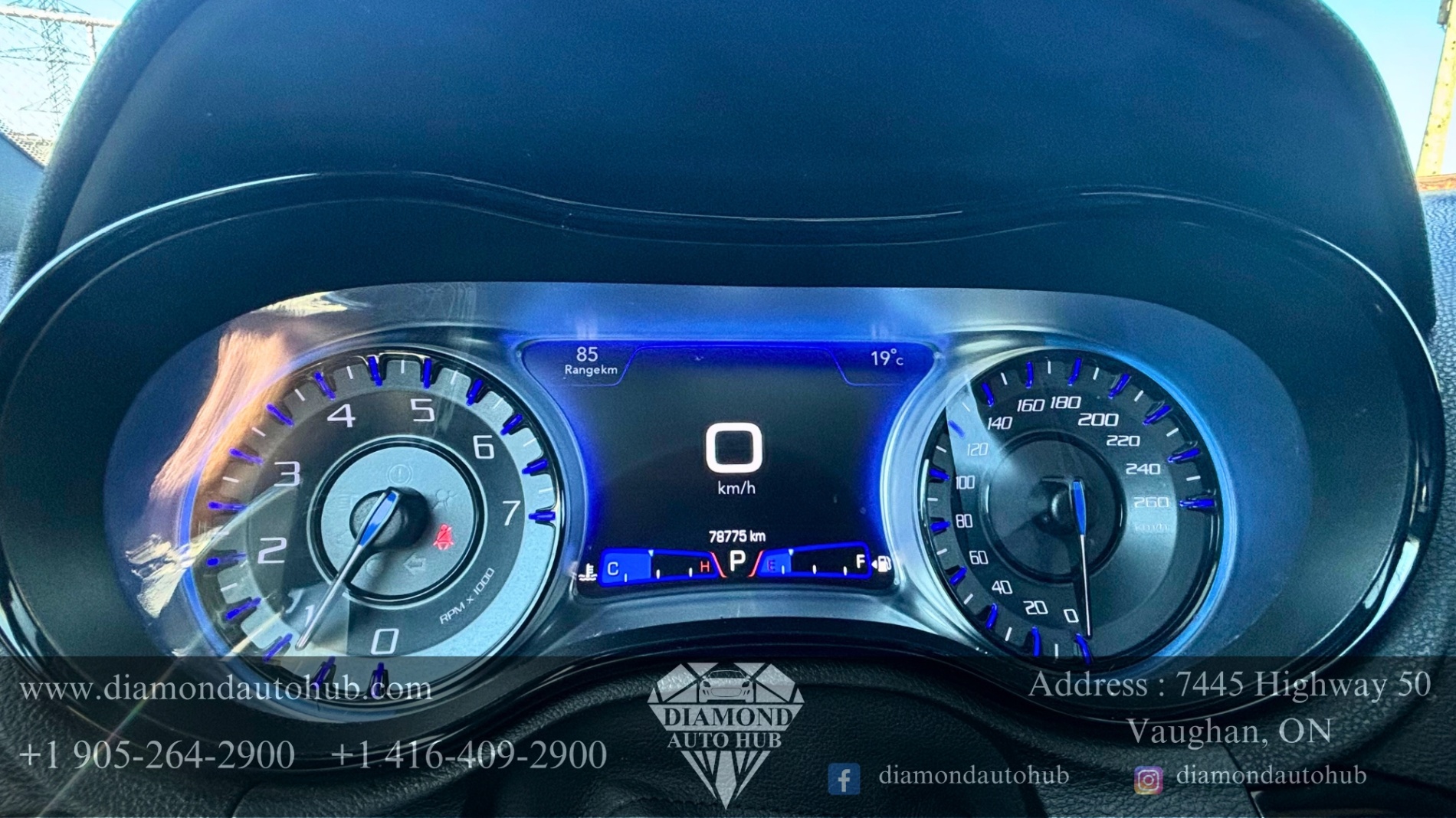 /diamondautohub/2022-Chrysler-300-5369054267677928.jpg
