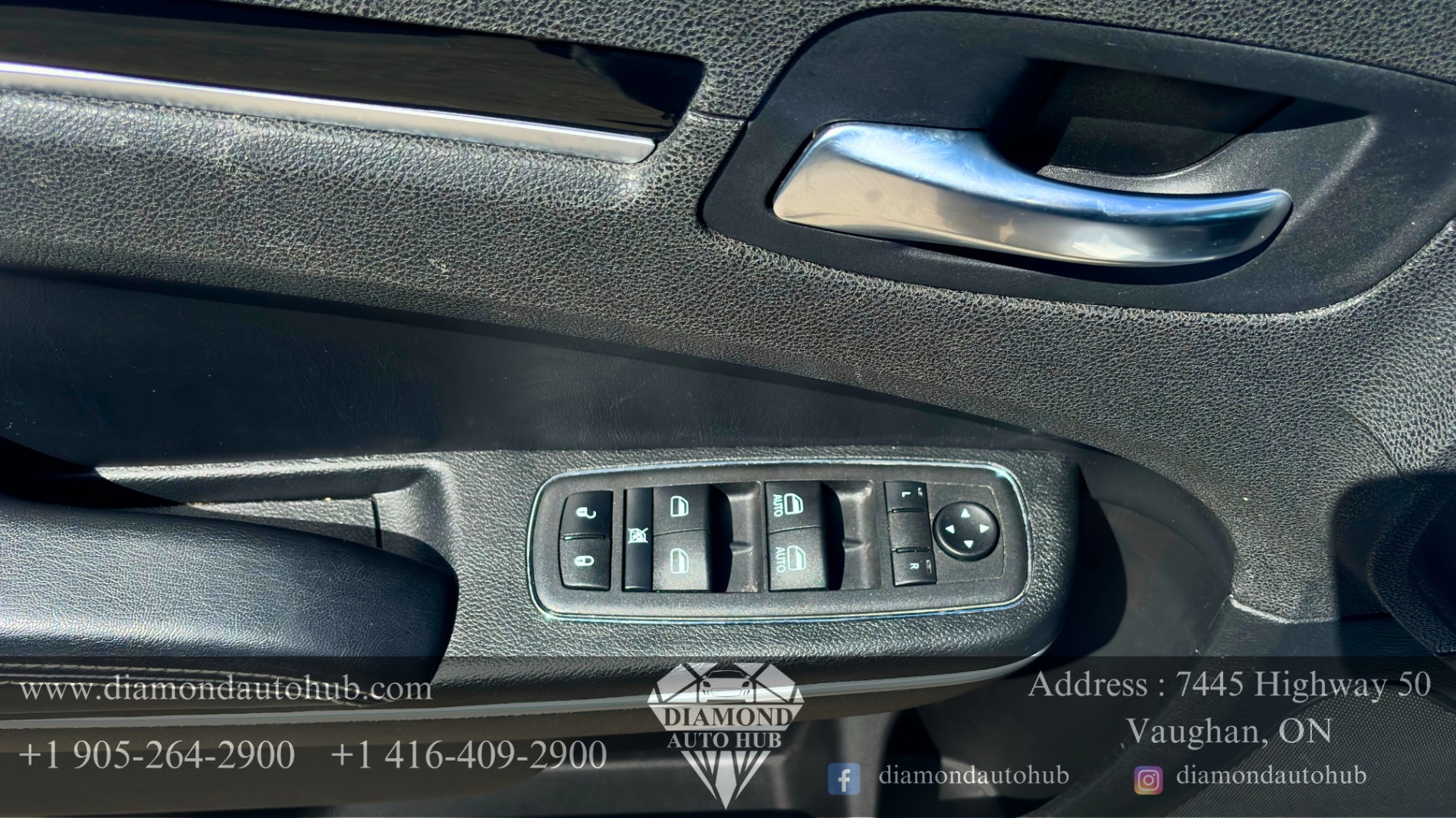 /diamondautohub/2022-Chrysler-300-559651927036604.jpg
