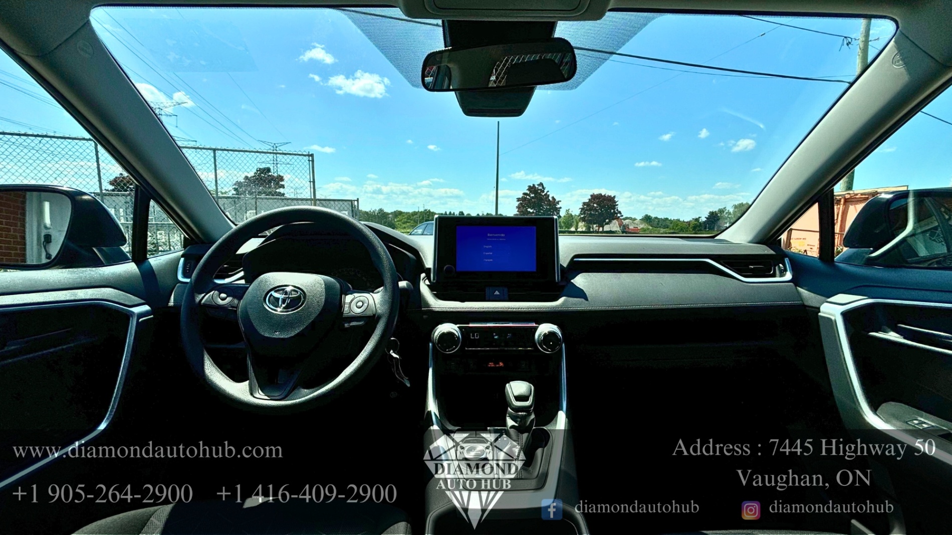 /diamondautohub/2024-Toyota-RAV4-030496778802484803.jpg