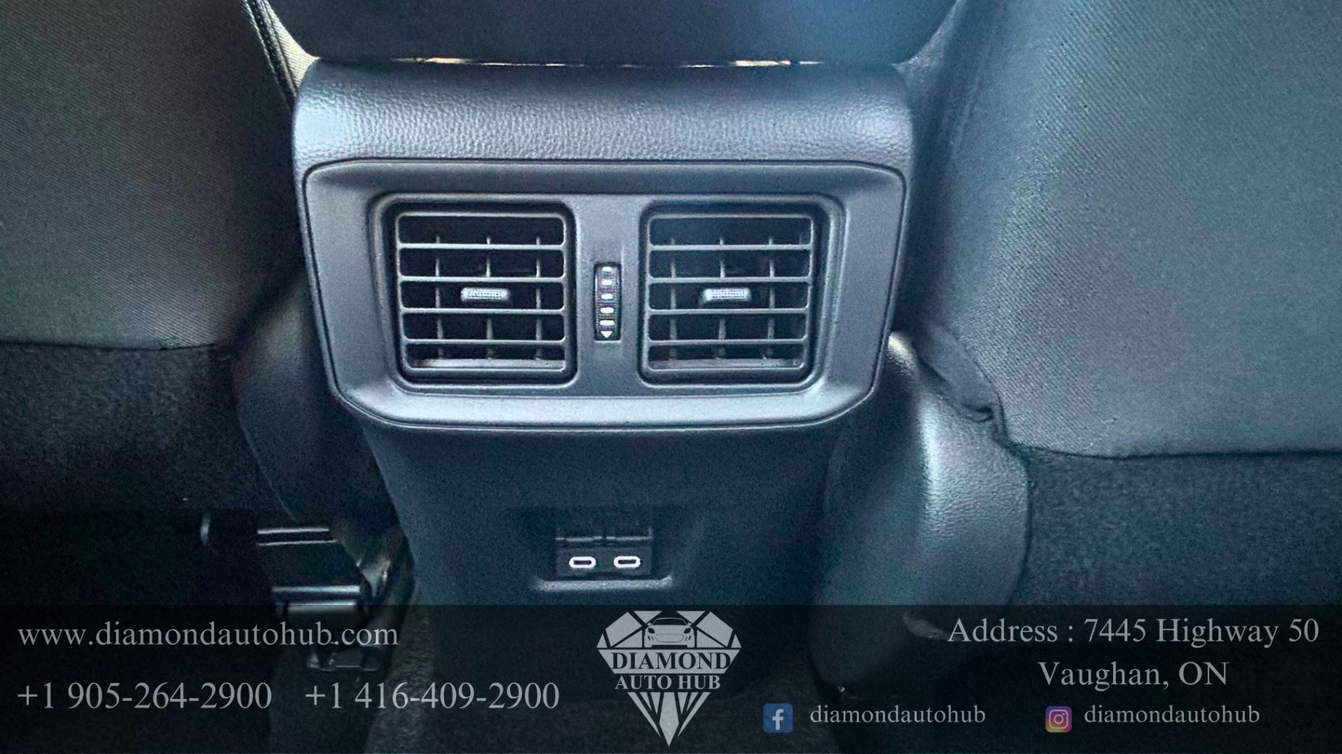 /diamondautohub/2024-Toyota-RAV4-46519575298174765.jpg