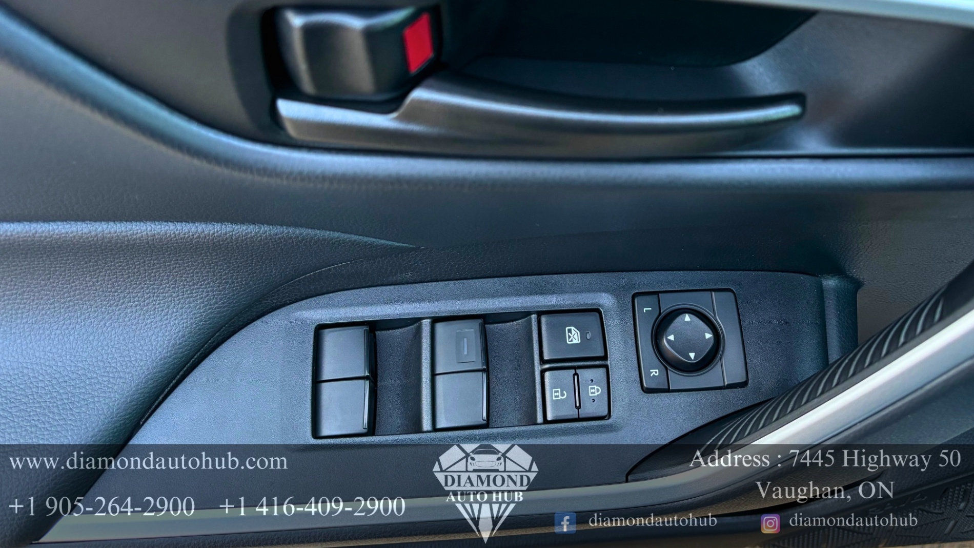 /diamondautohub/2024-Toyota-RAV4-8234273048969403.jpg