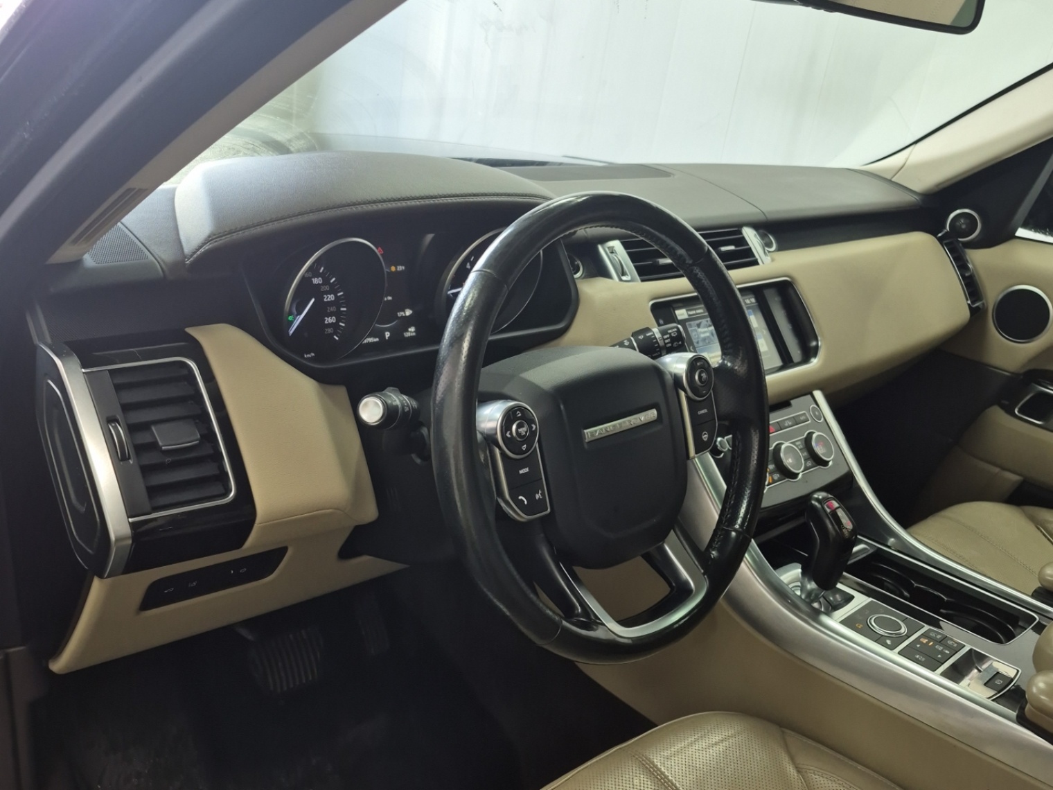 /dreamdriveauto/2016-LANDROVER-RANGEROVER-2023286680894545.jpg