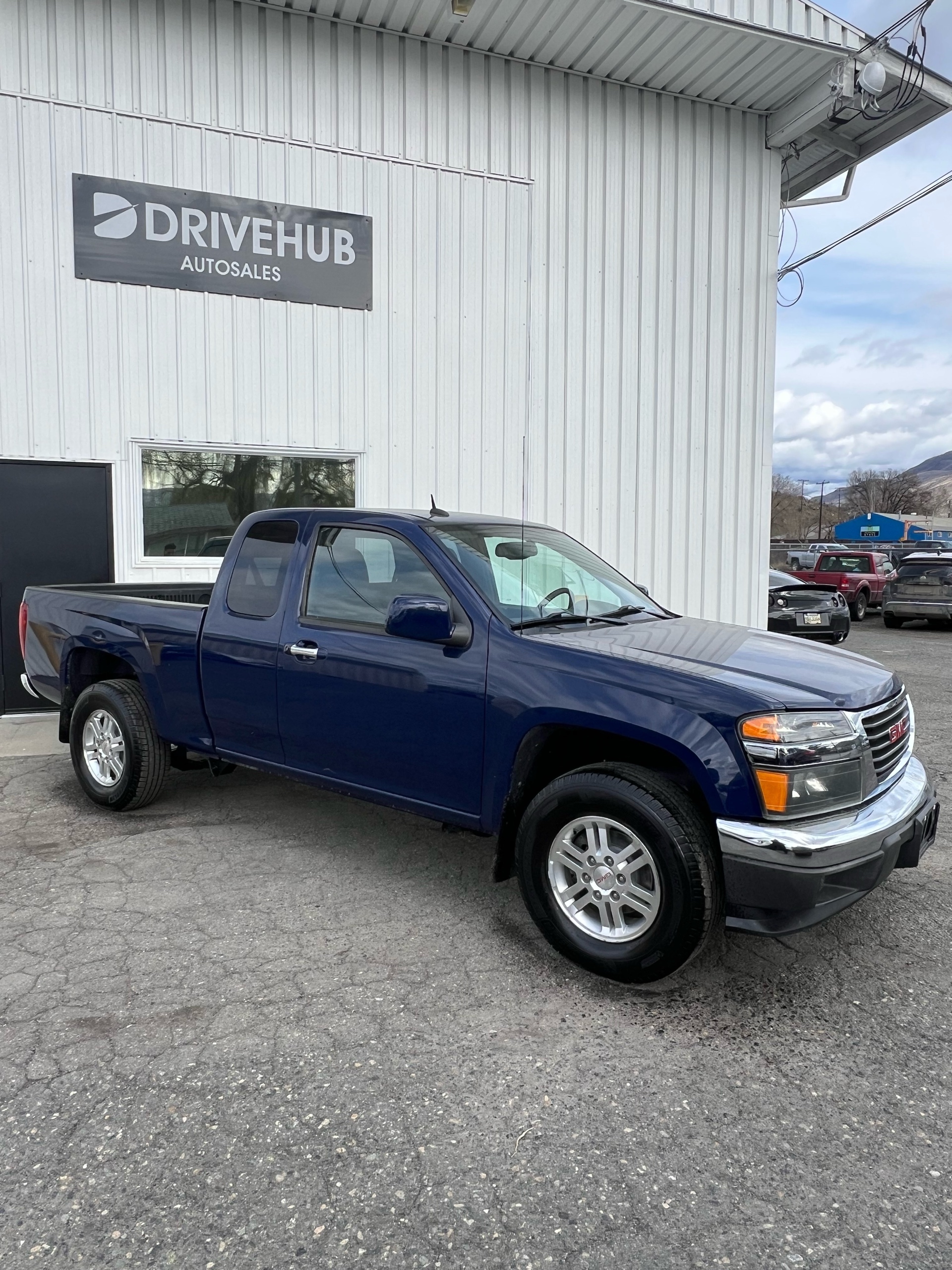 /drivehubautosales/2011-GMC-Canyon-3686724823259553.jpg