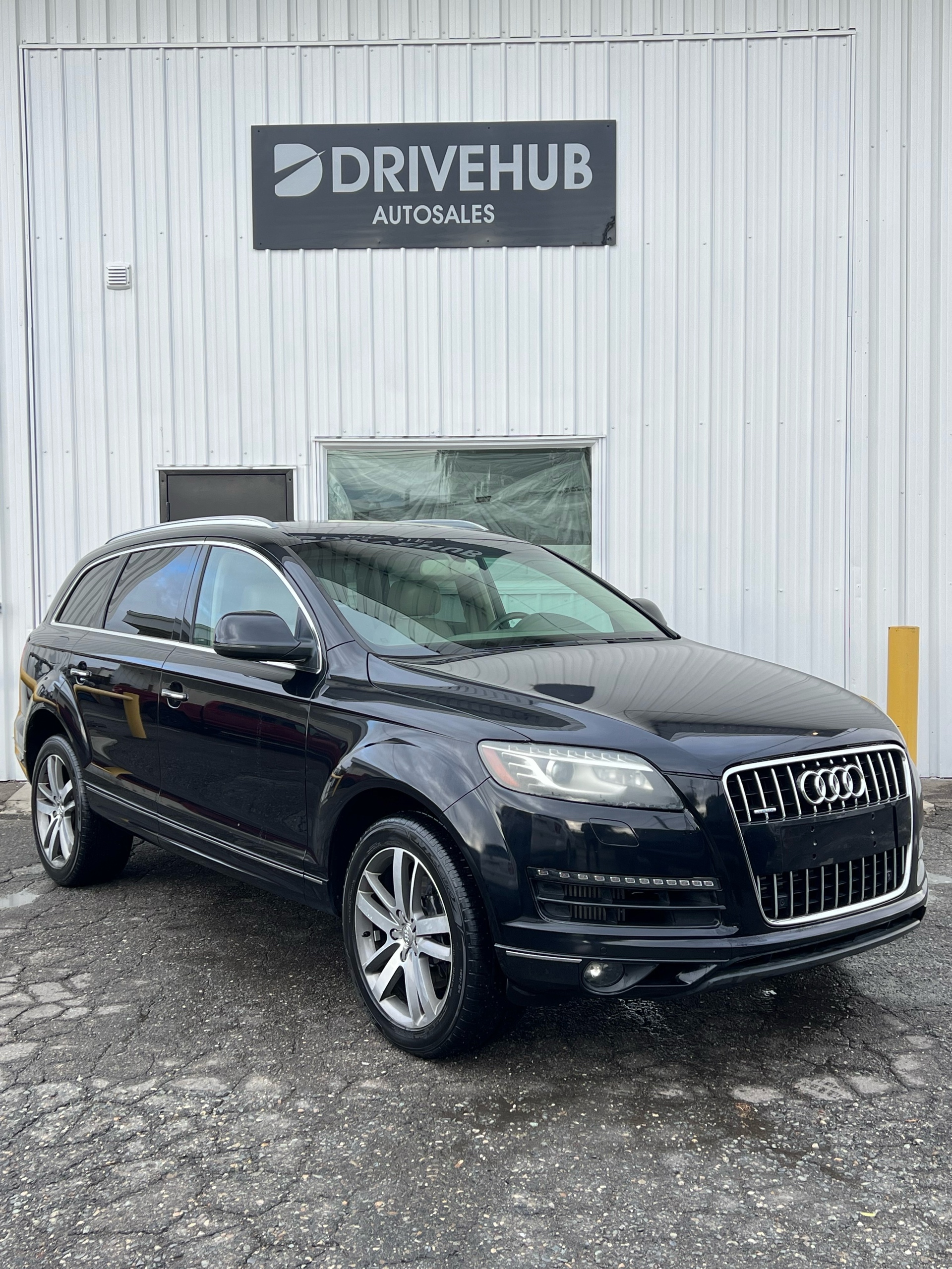 /drivehubautosales/2013-Audi-Q7-10474094033254988.jpg