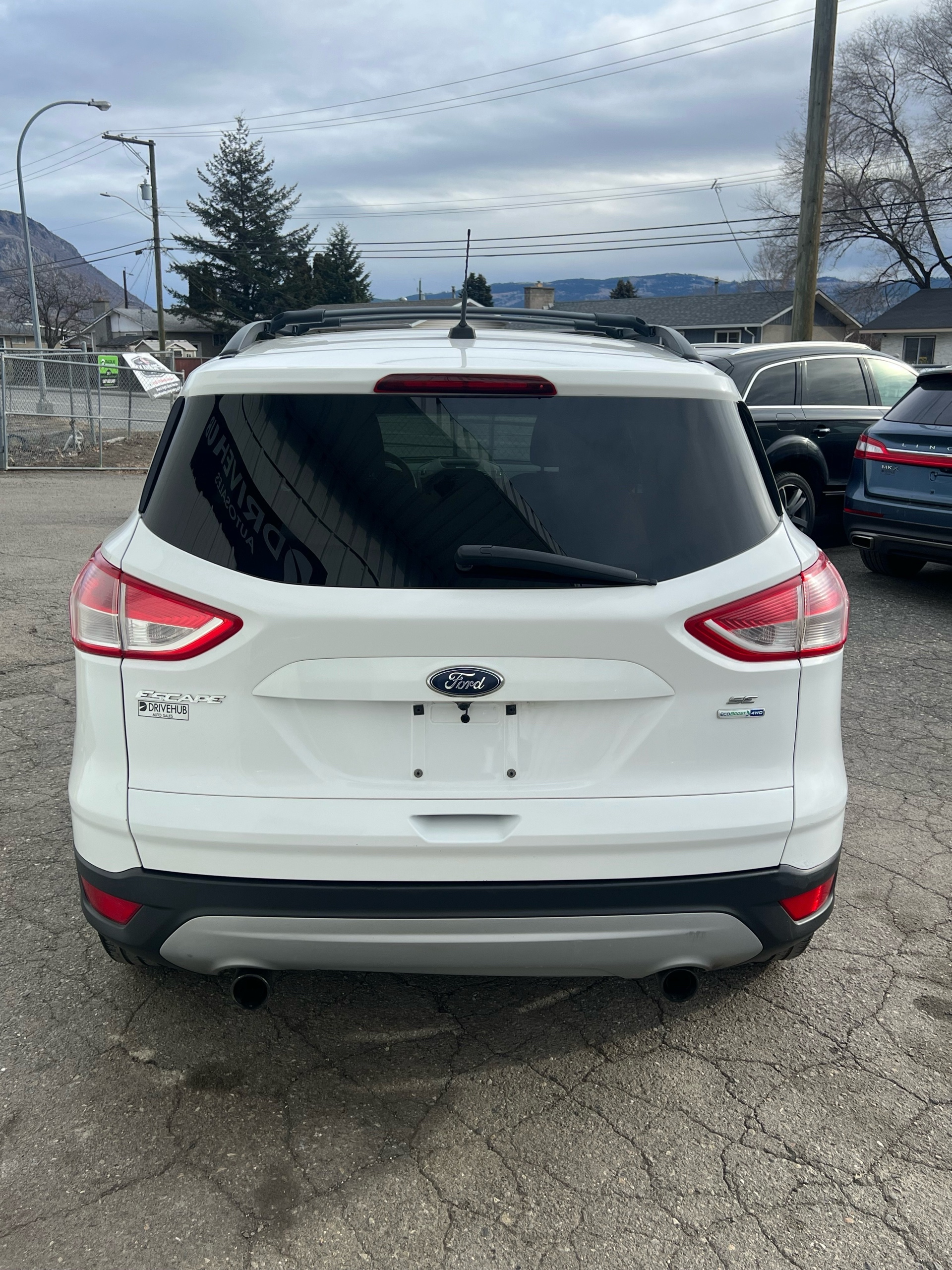 /drivehubautosales/2013-Ford-Escape-20343953632081657.jpg