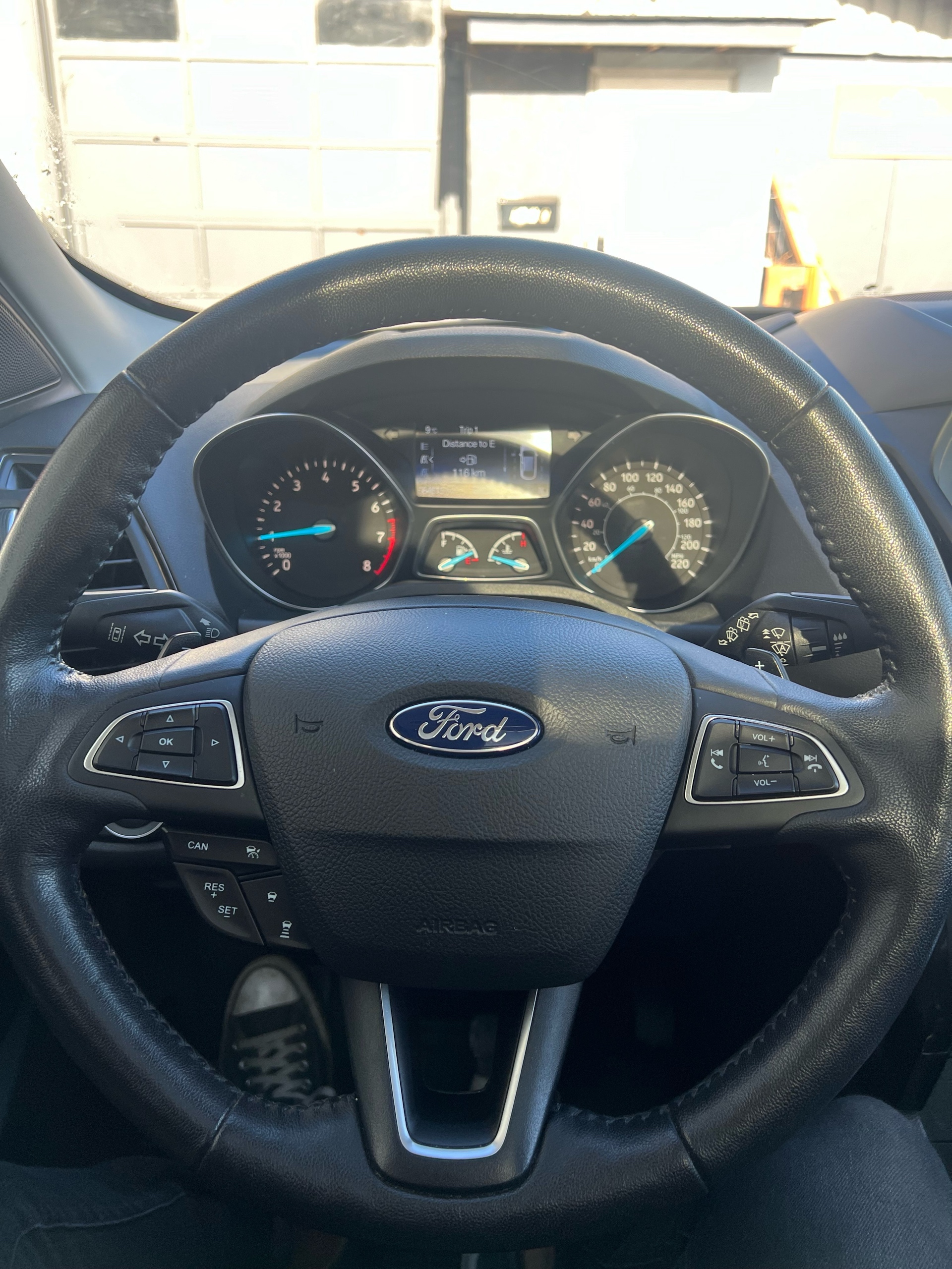 /drivehubautosales/2017-Ford-Escape-24782641674683492.jpg