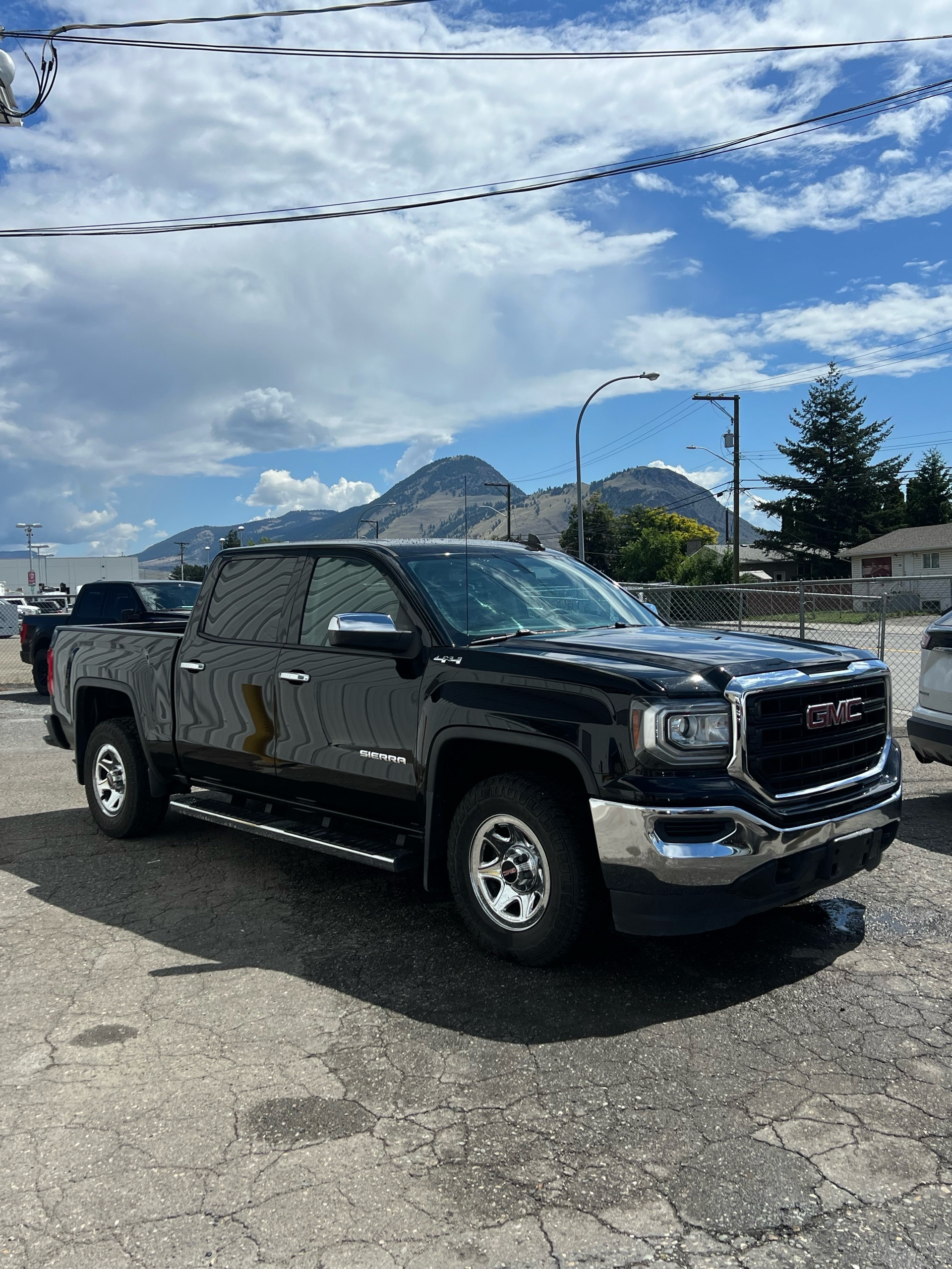 /drivehubautosales/2017-GMC-Sierra1500-18245441874168722.jpg