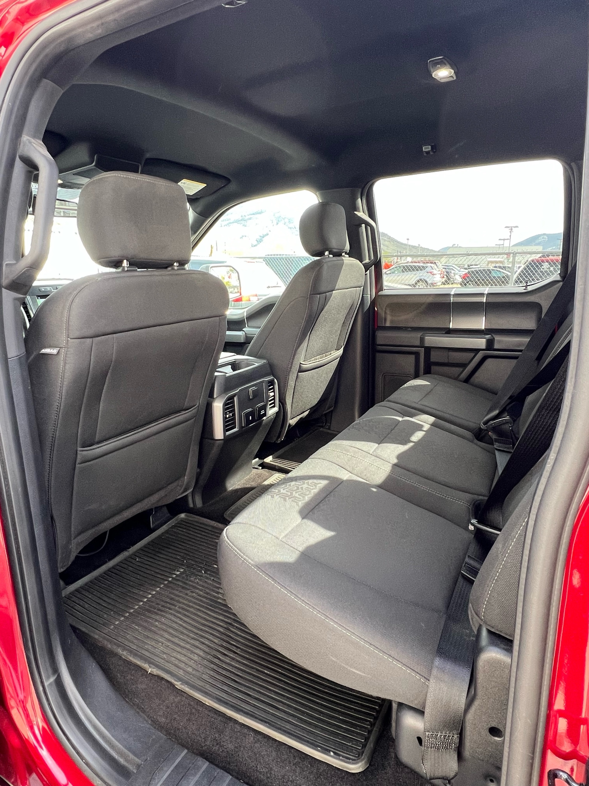/drivehubautosales/2018-Ford-F-150-668146610990809.jpg