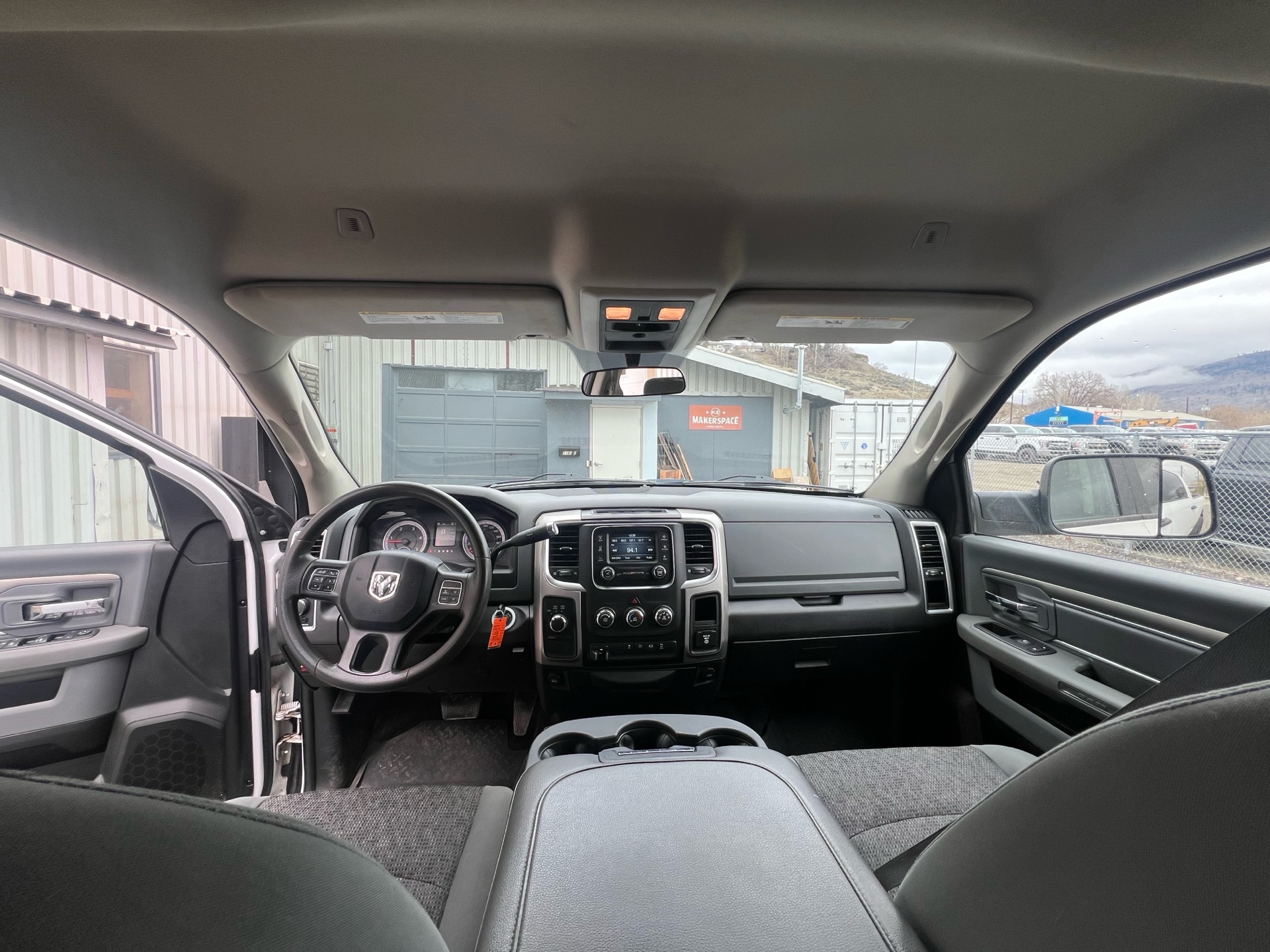 /drivehubautosales/2018-Ram-3500-350074975527247.jpg