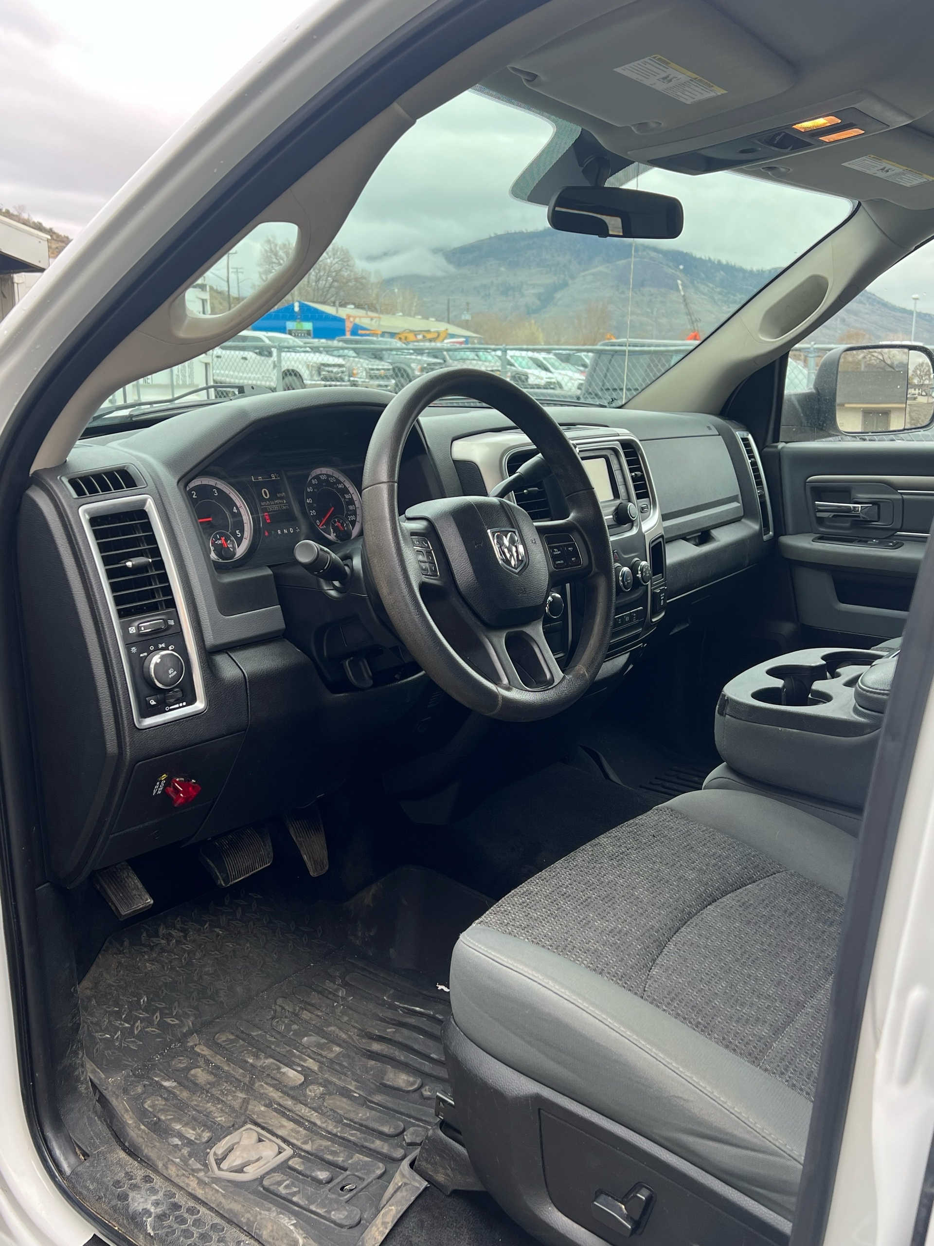/drivehubautosales/2018-Ram-3500-7923859784904552.jpg