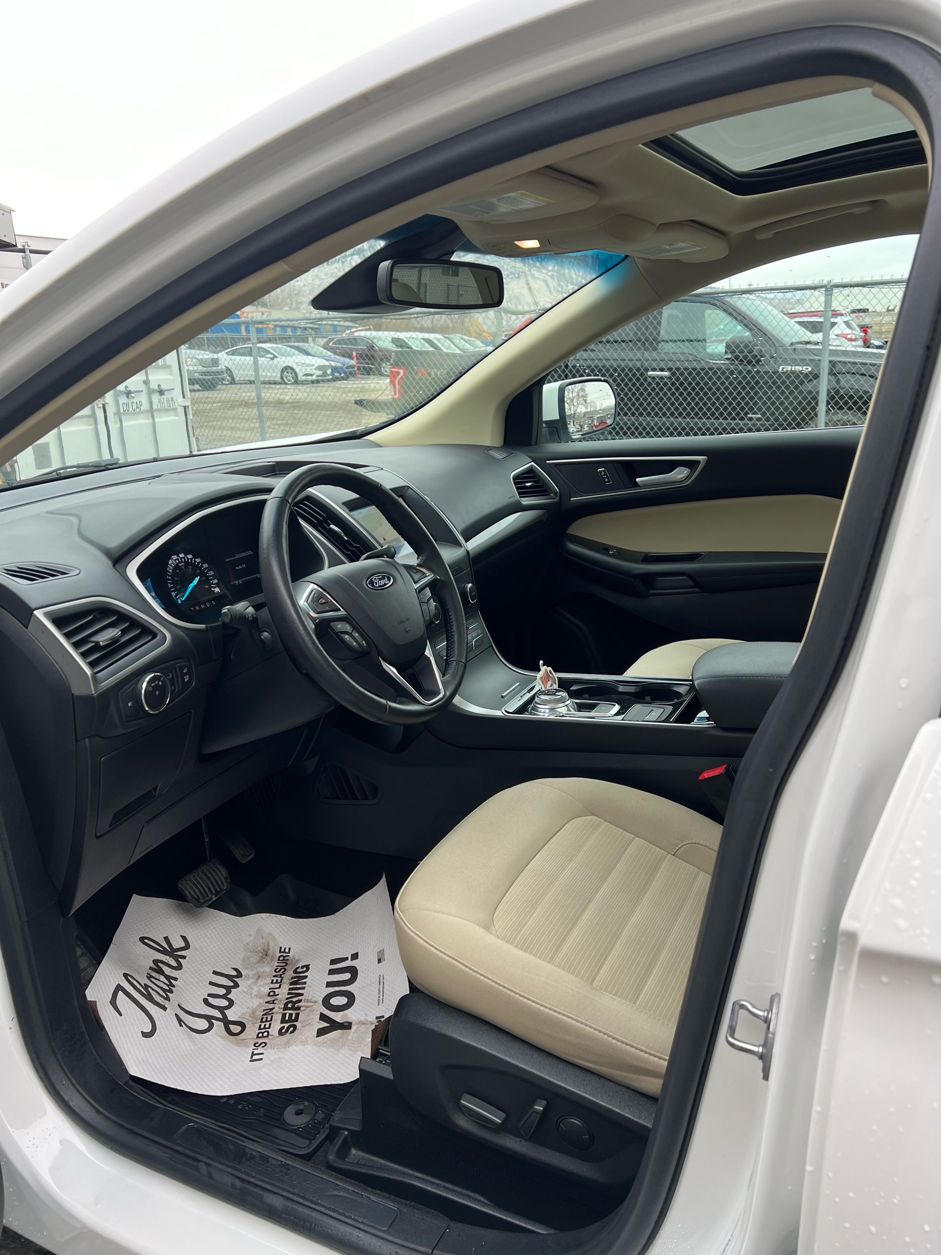 /drivehubautosales/2020-Ford-Edge-8931657503642194.jpg