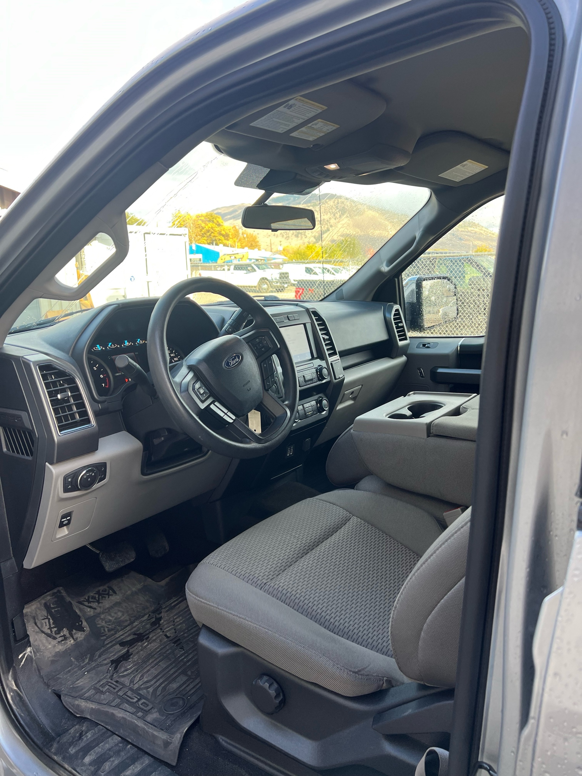 /drivehubautosales/2020-Ford-F-150-7734216550894528.jpg