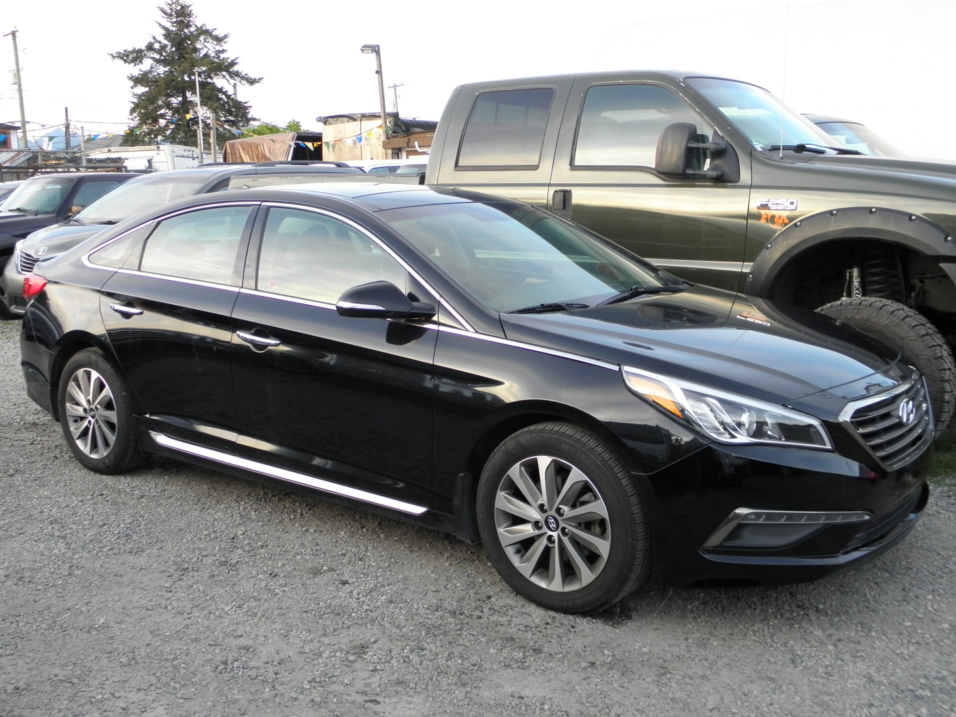 2015 Hyundai Sonata Sport Sedan Auto Navigation Leather Sunroof Low kilometer
