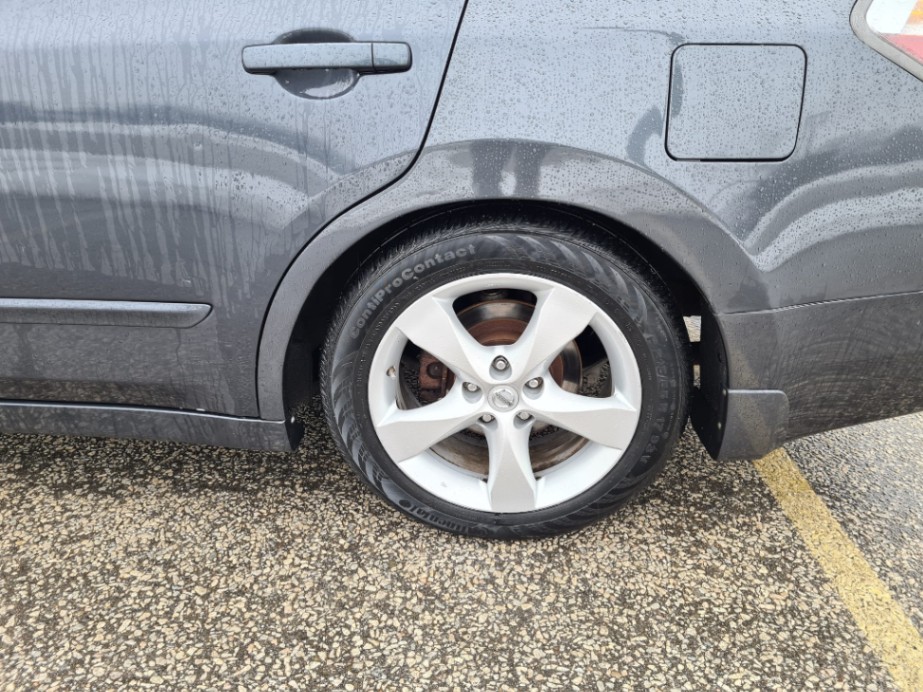 /drivenautosalesltd/38545044485903746-24.jpeg